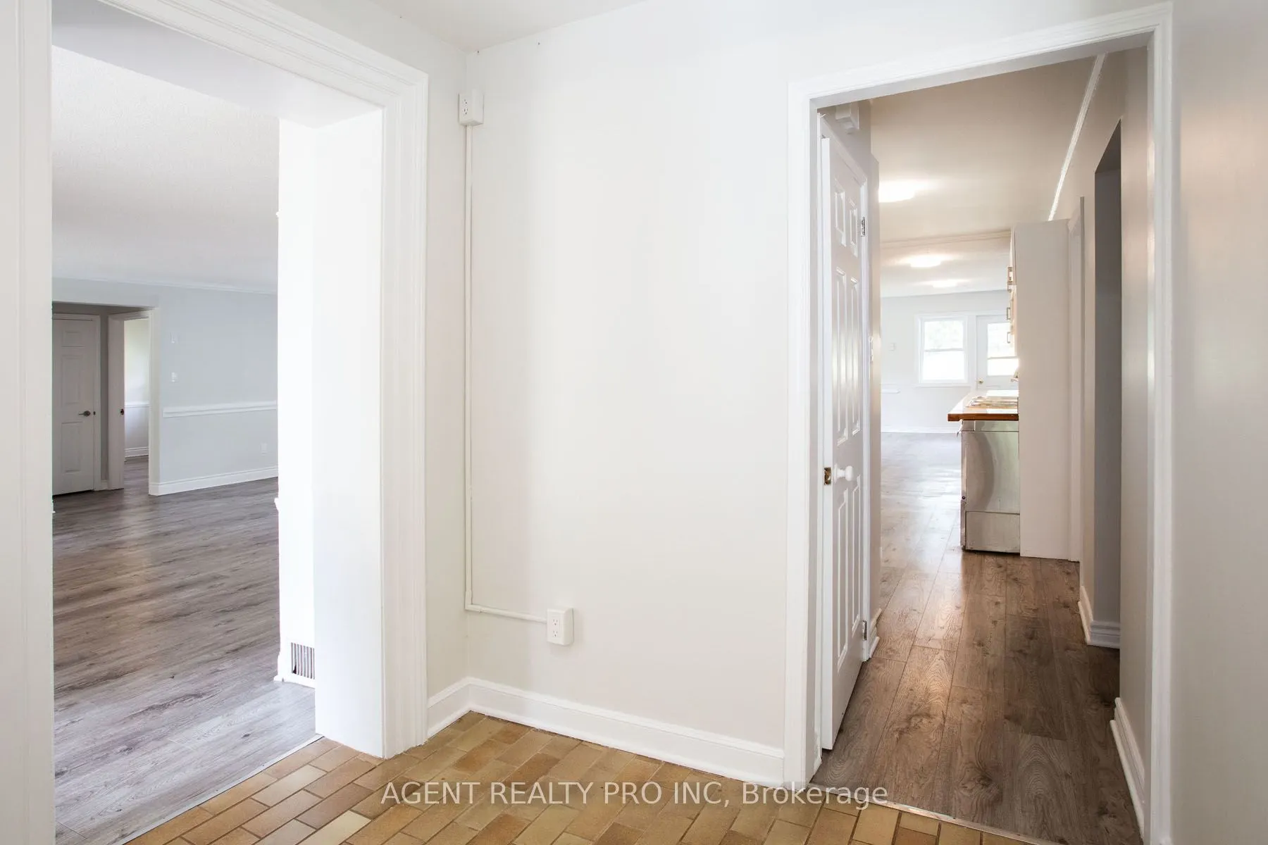 24264 Coldstream Road