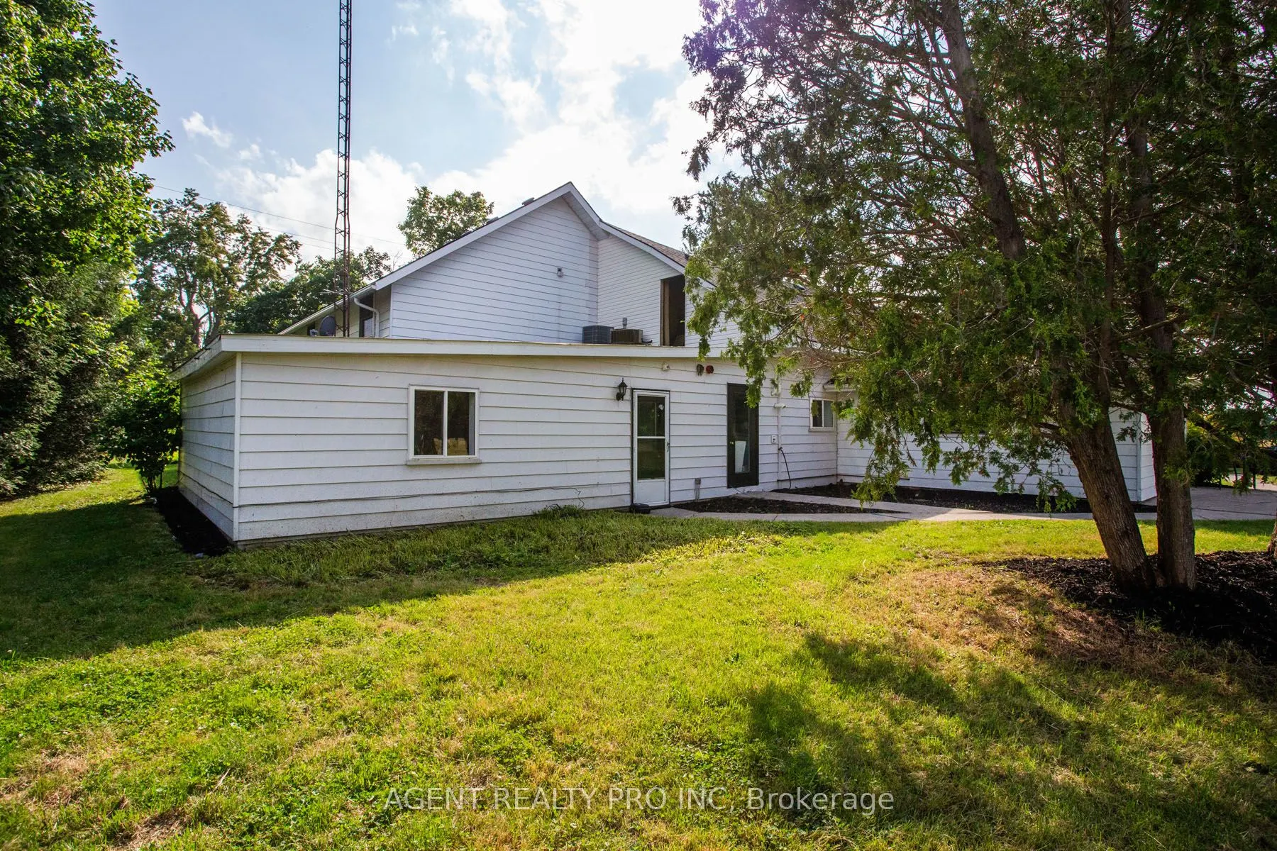 24264 Coldstream Road