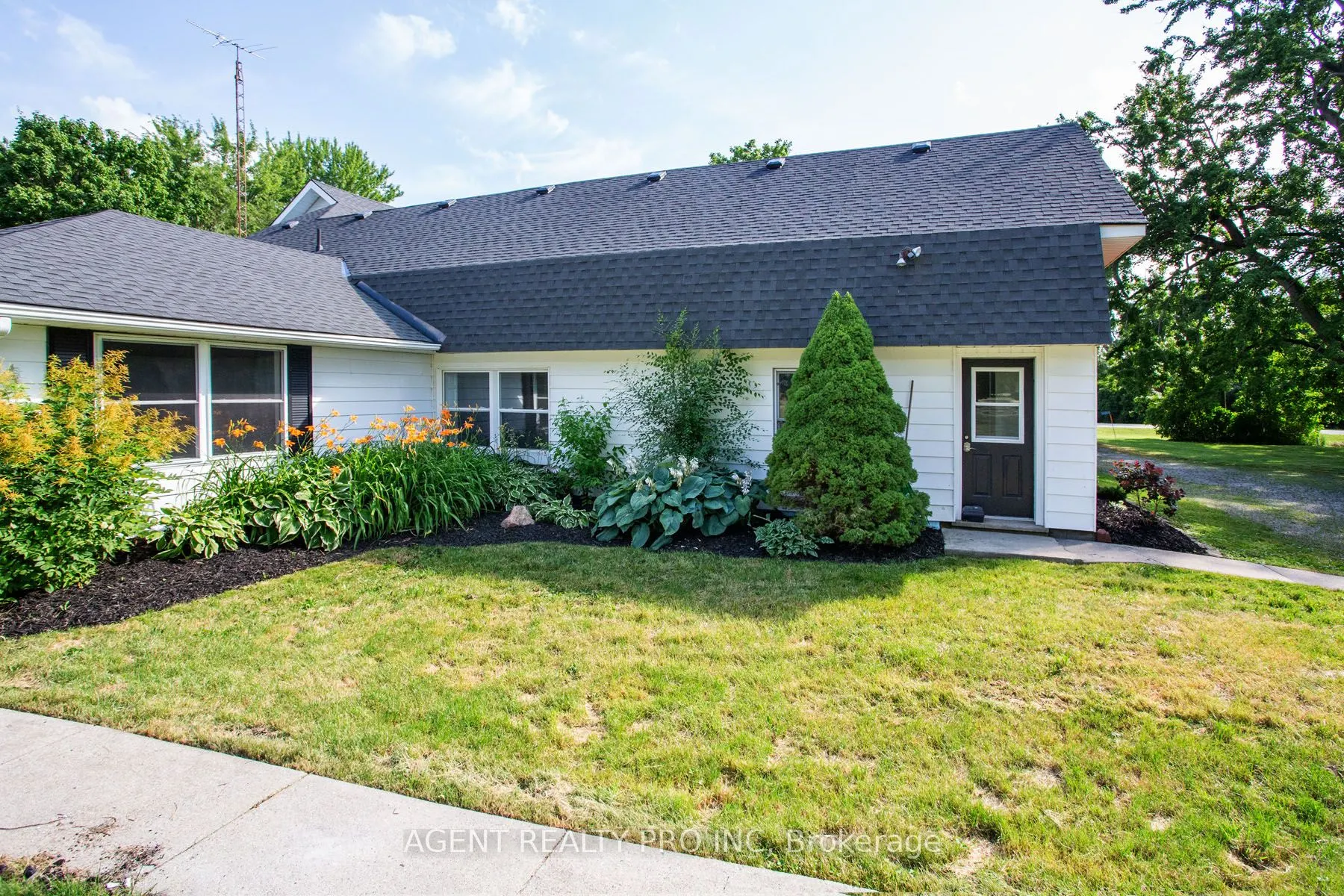 24264 Coldstream Road