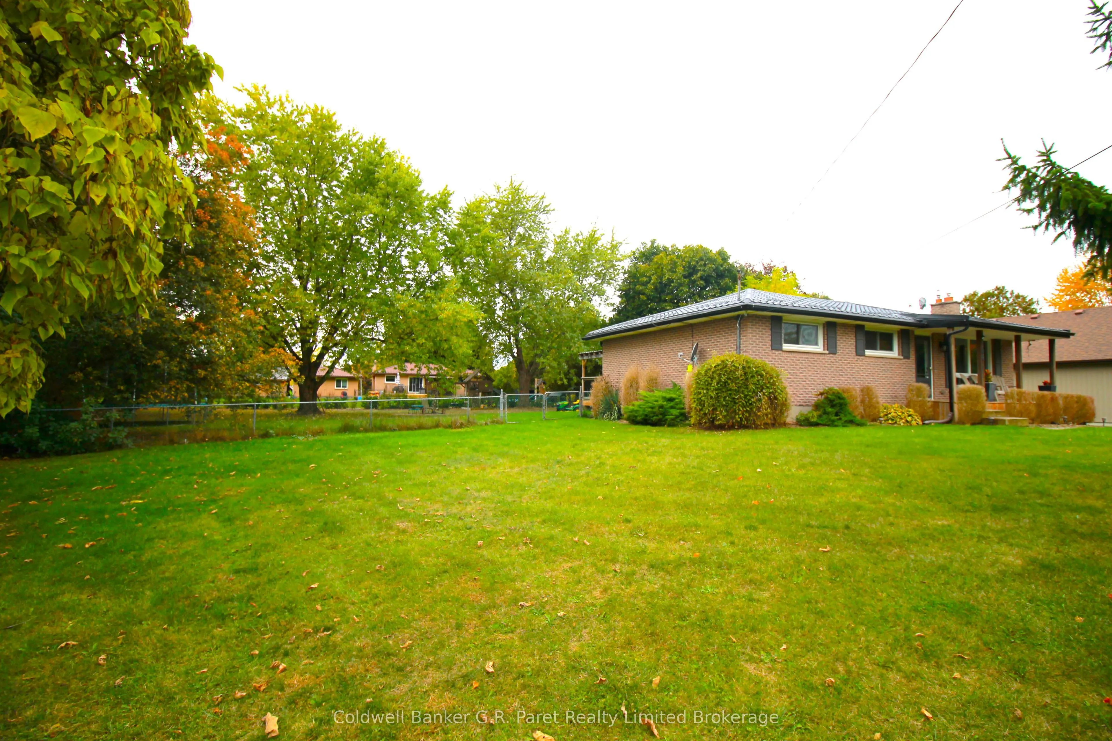 104 Simcoe Crescent