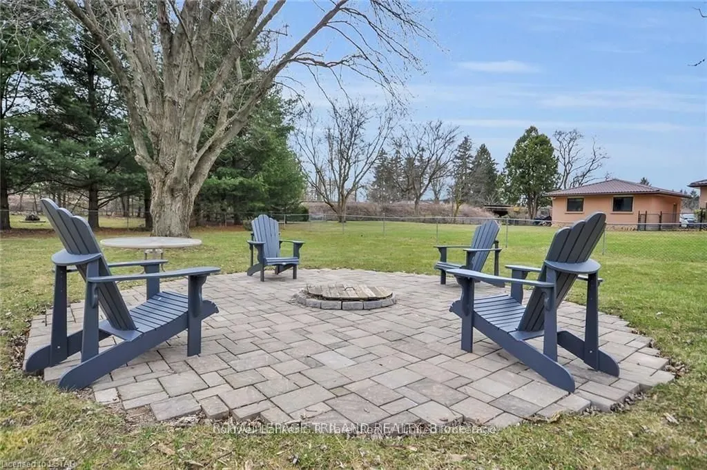 104 Simcoe Crescent