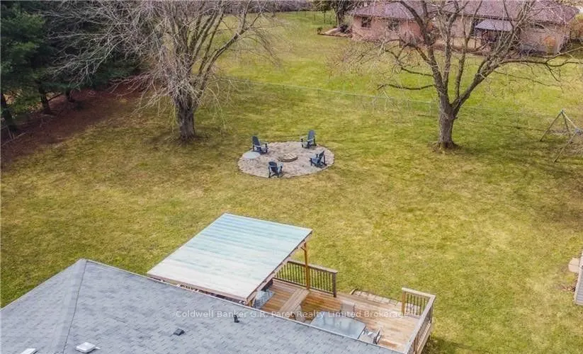 104 Simcoe Crescent
