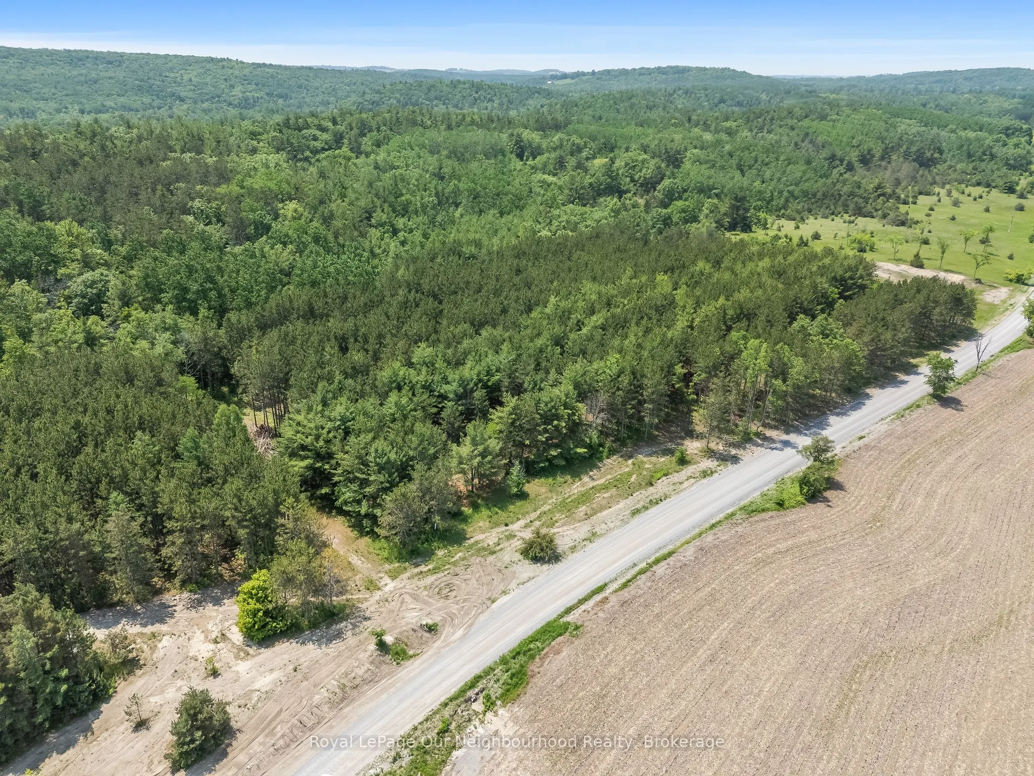 00 Pinewood School Road
