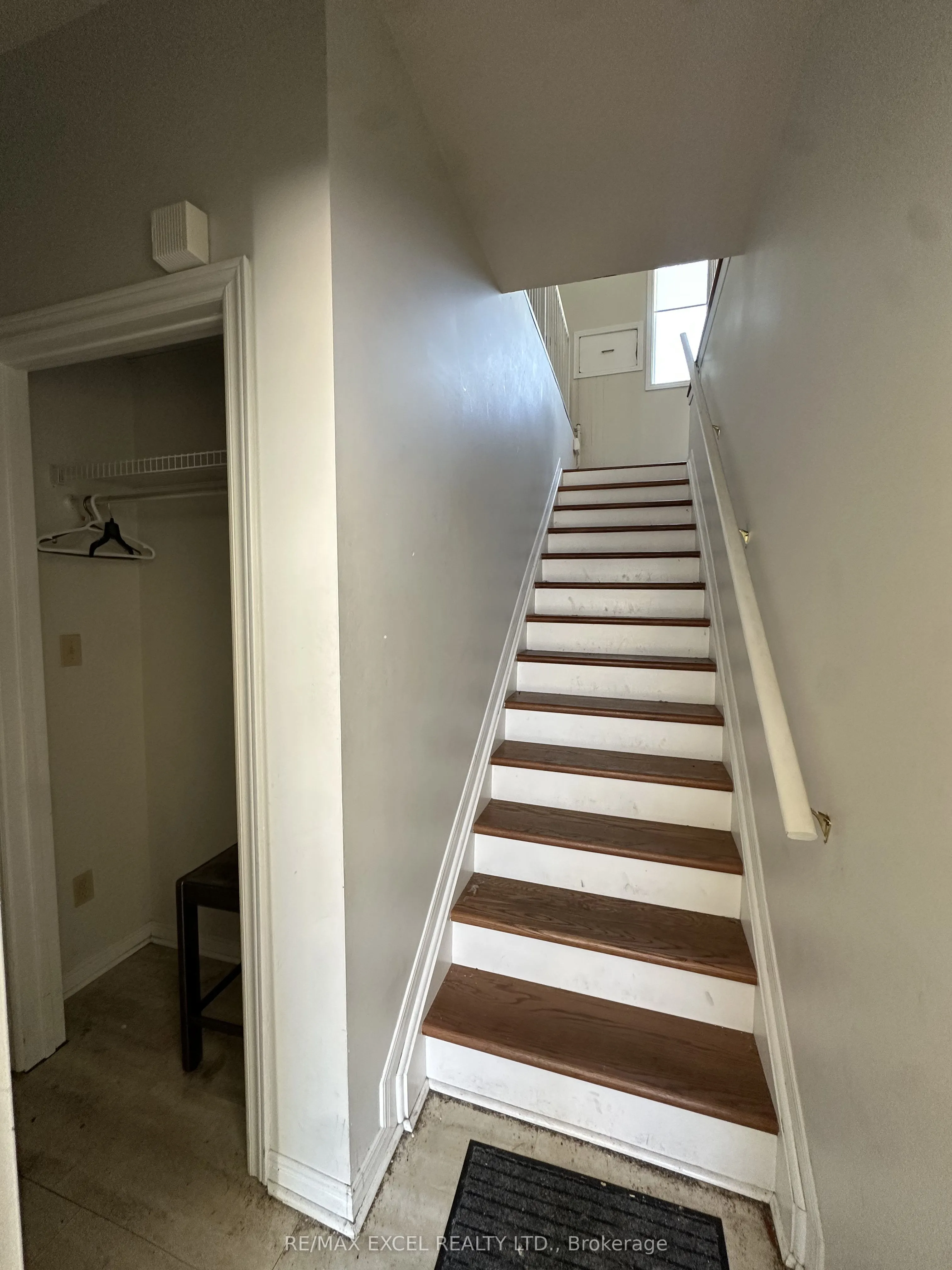 319 Division Street