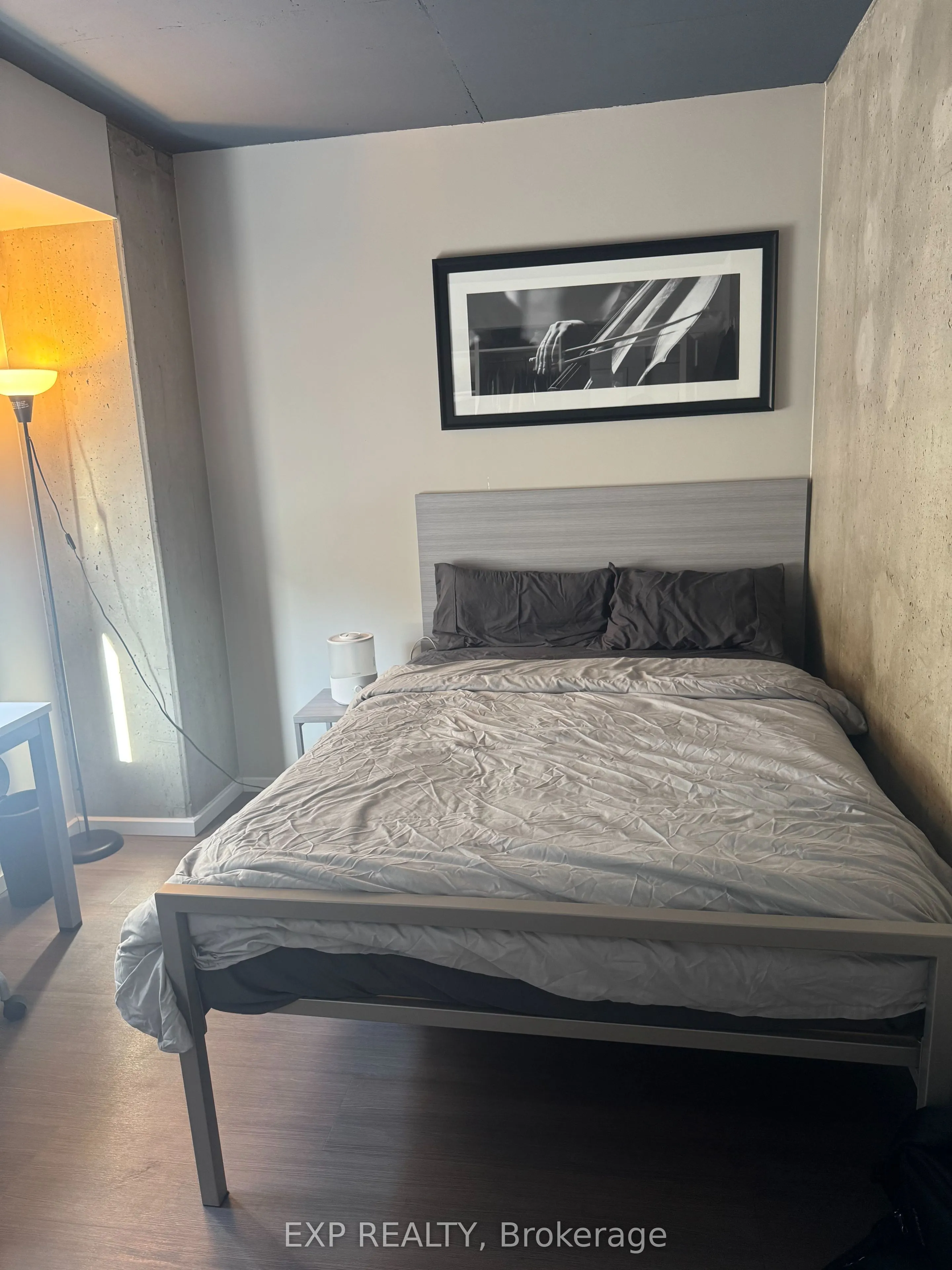 105 Champagne Avenue, #1102