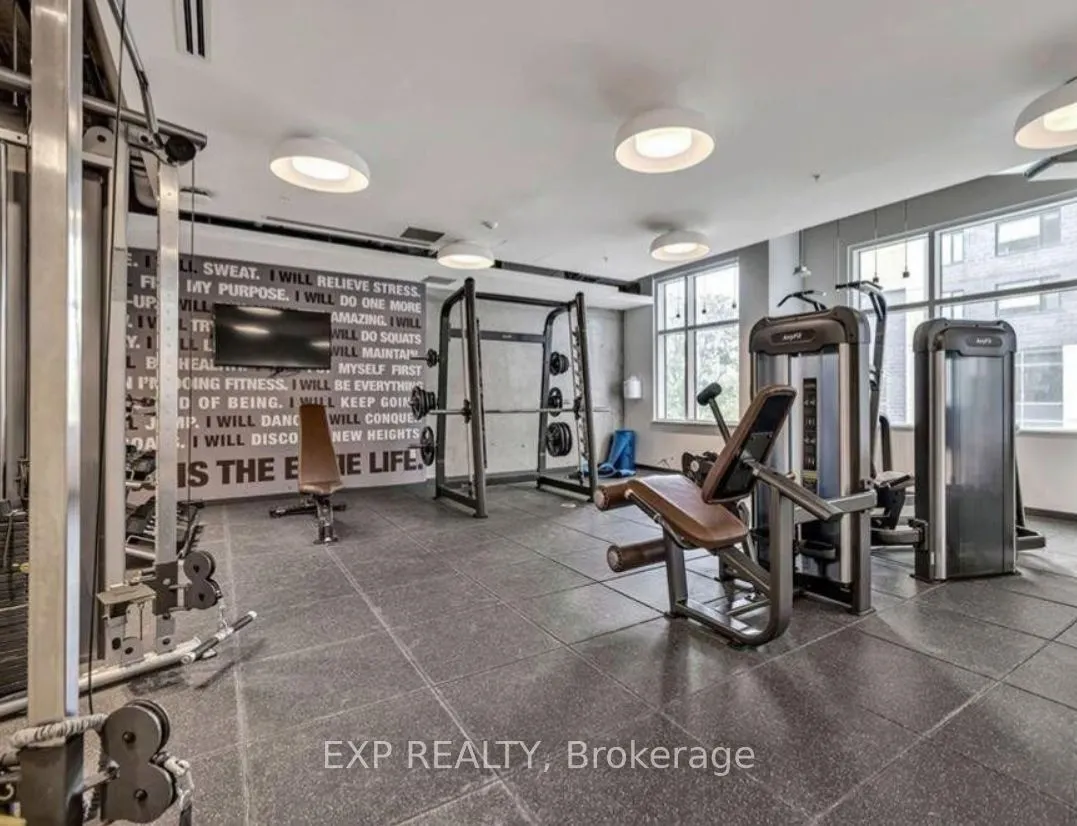 105 Champagne Avenue, #1102
