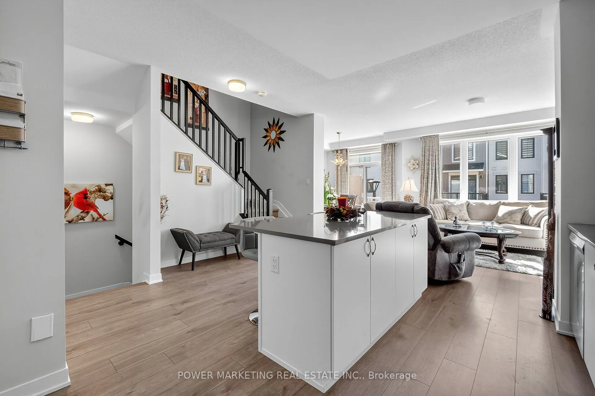 715 HYDRUS Private