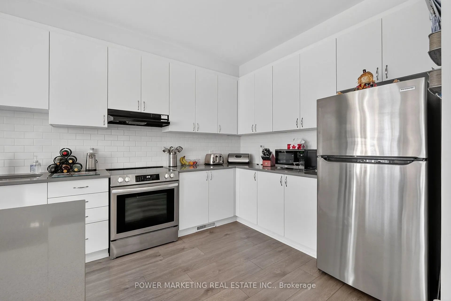 715 HYDRUS Private
