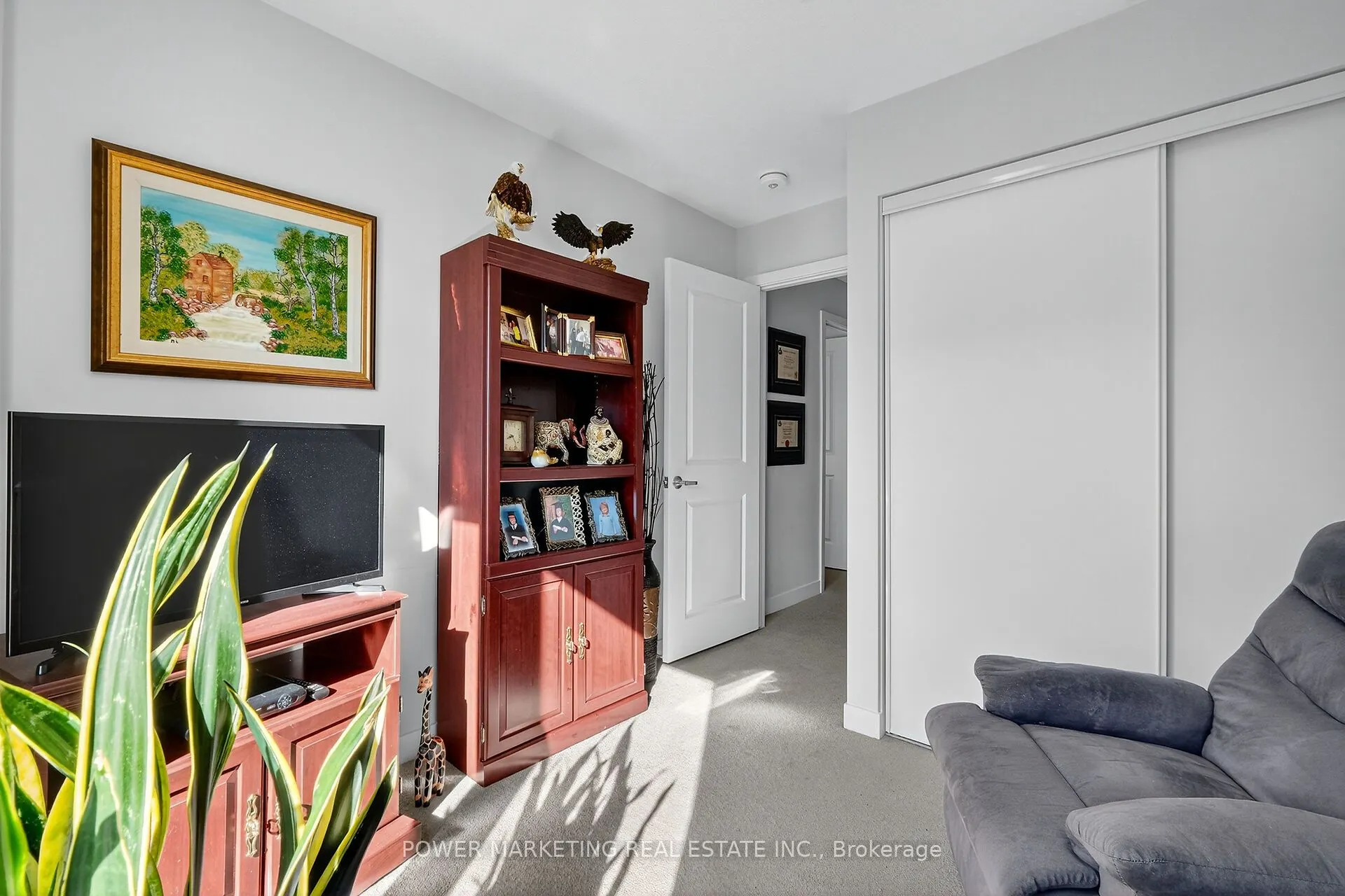 715 HYDRUS Private