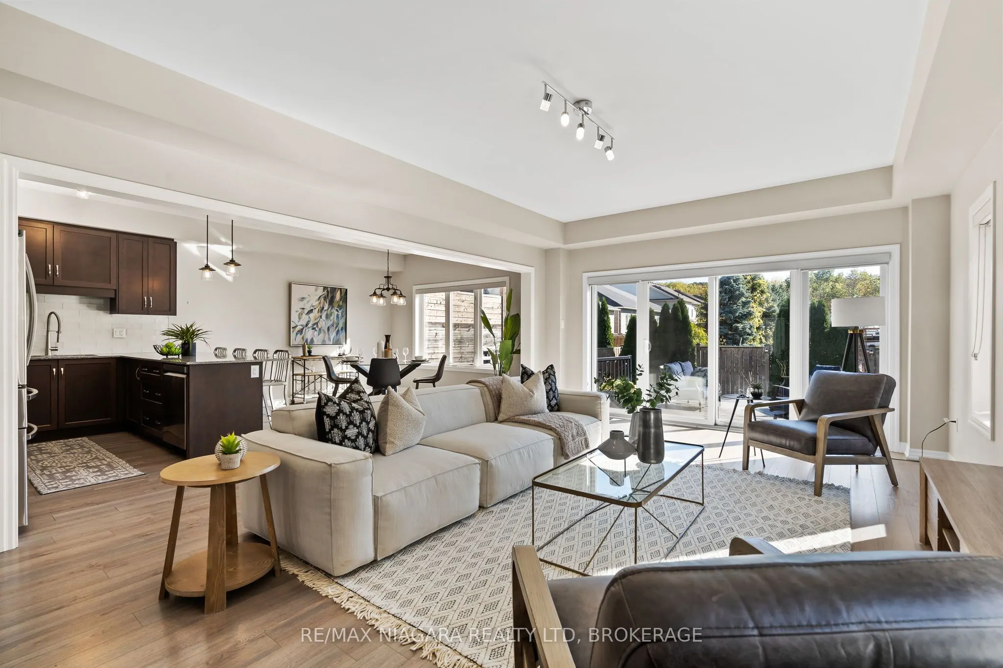 68 Dominion Crescent