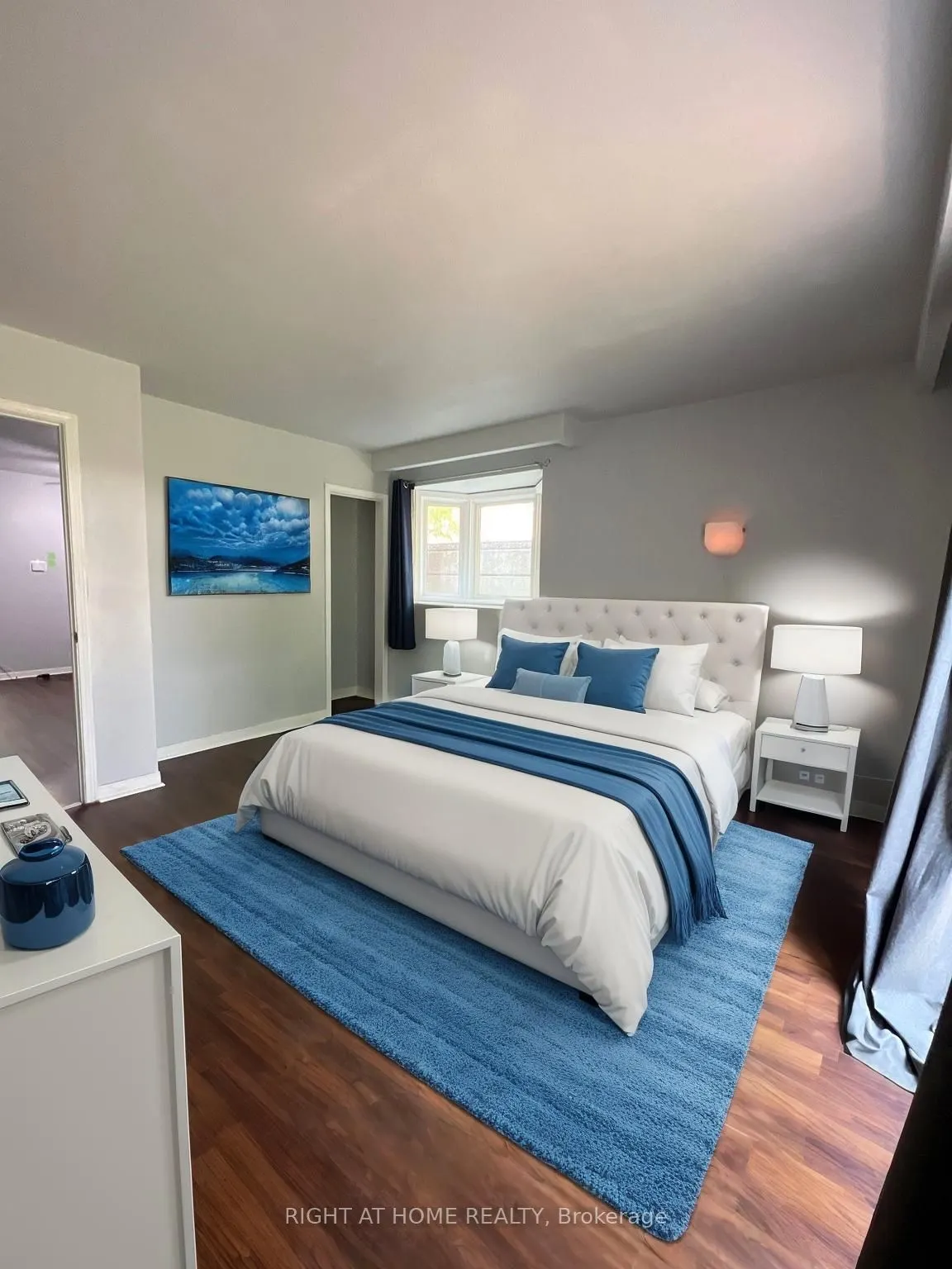 302 Westcourt Place, #32