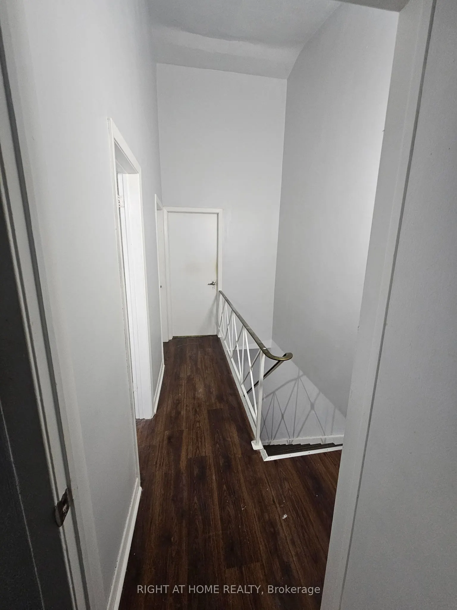 302 Westcourt Place, #32