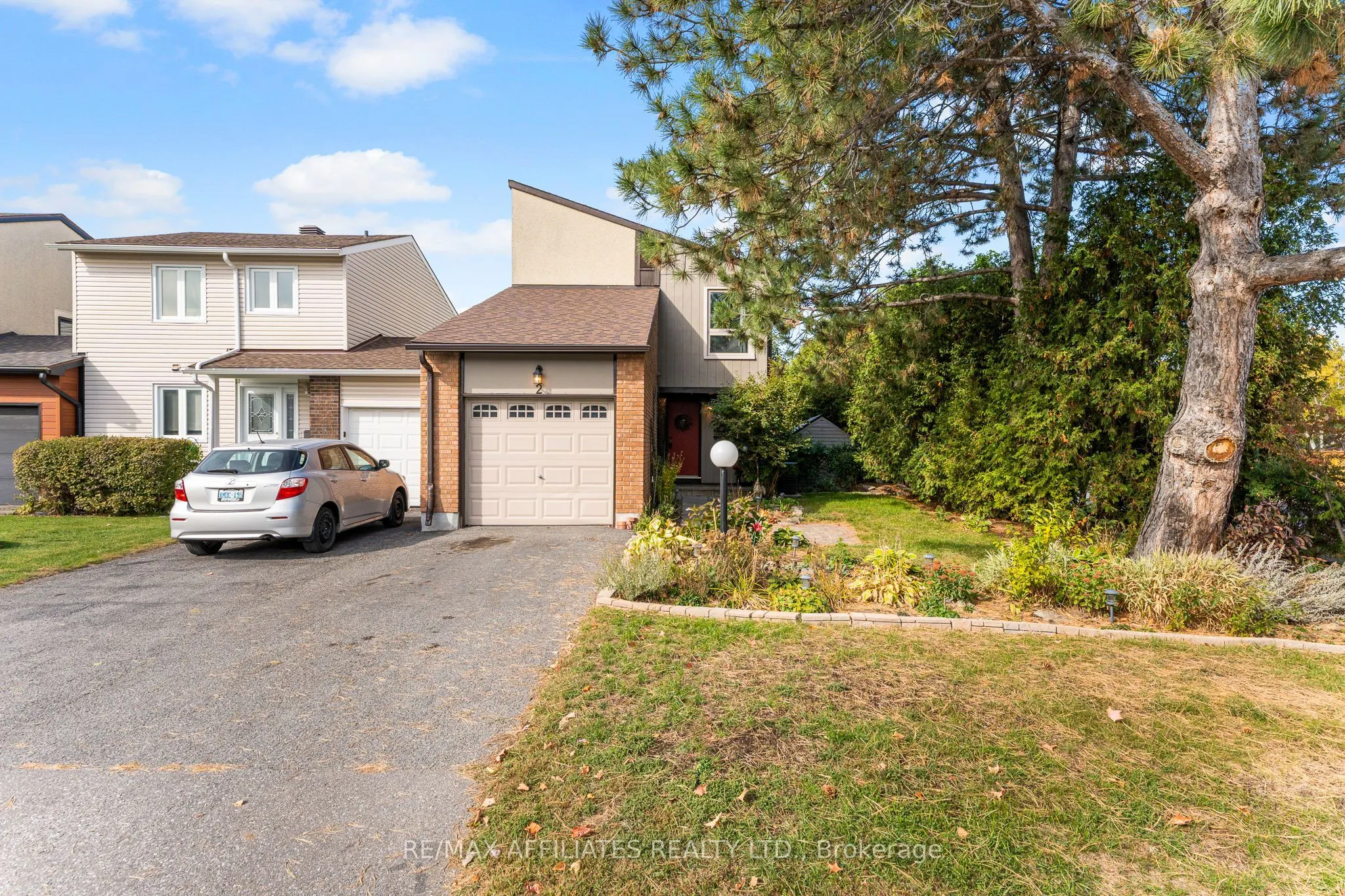 2 Tedwyn Drive