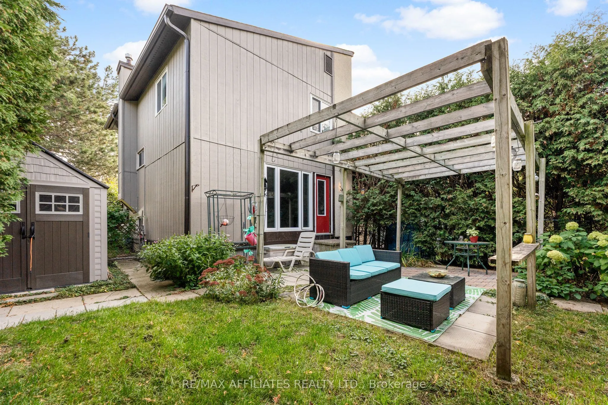 2 Tedwyn Drive