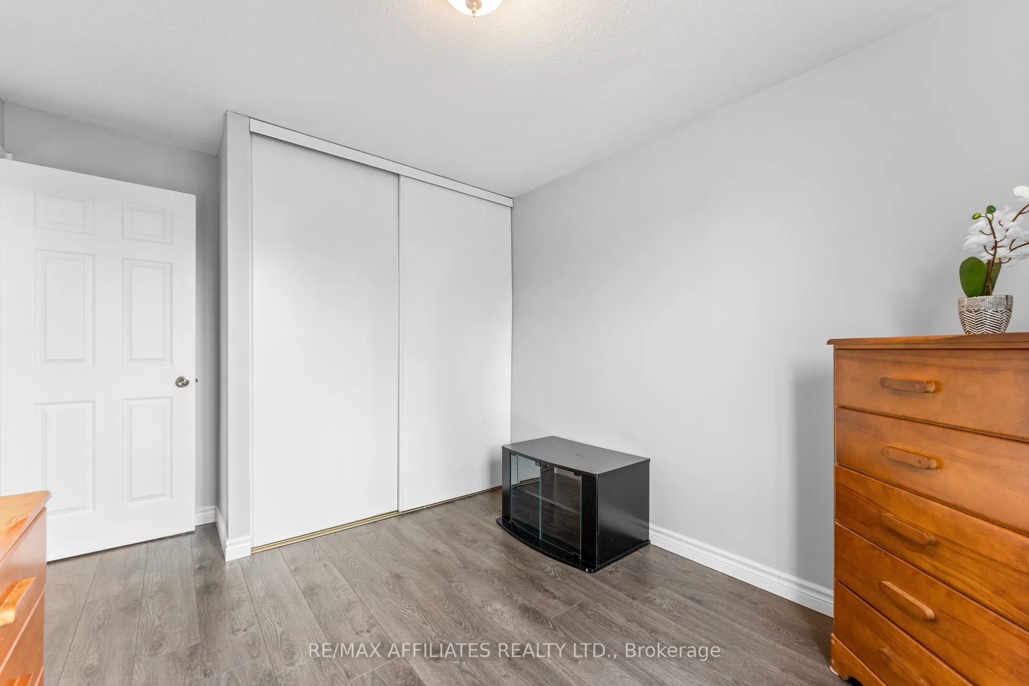 2 Tedwyn Drive