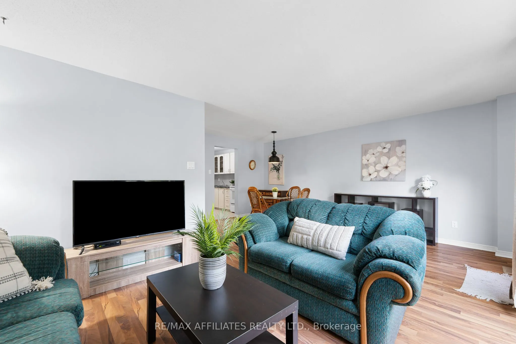 2 Tedwyn Drive