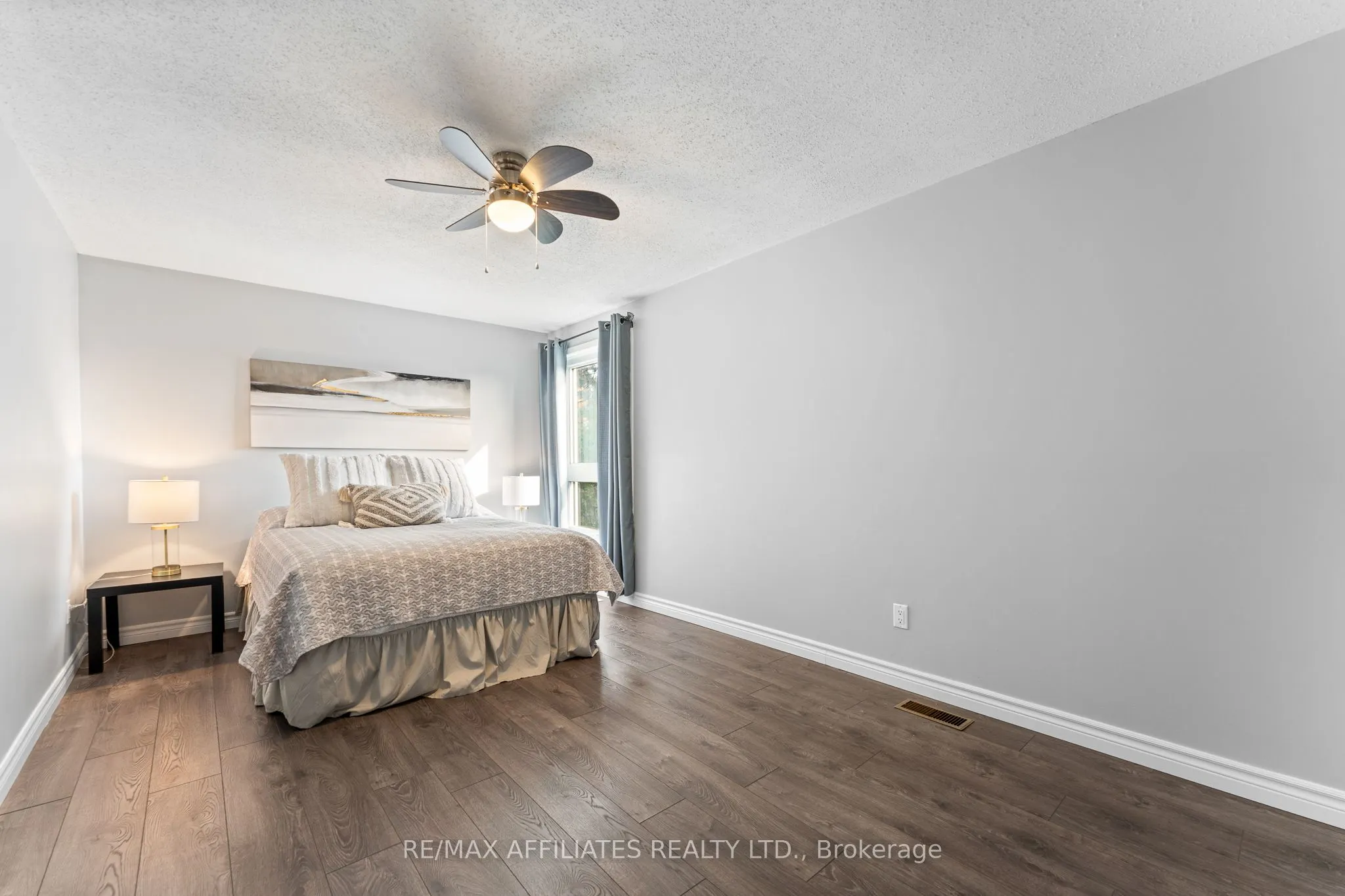2 Tedwyn Drive