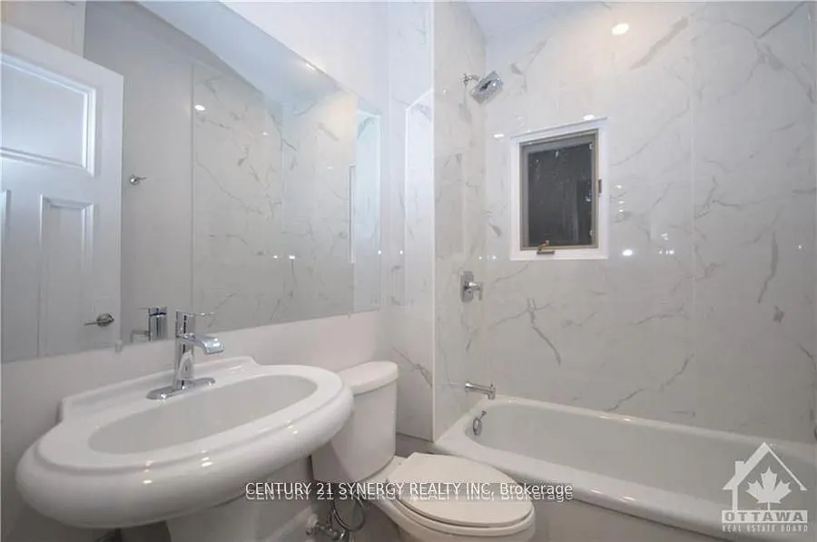 458 Maclaren Street, #1A