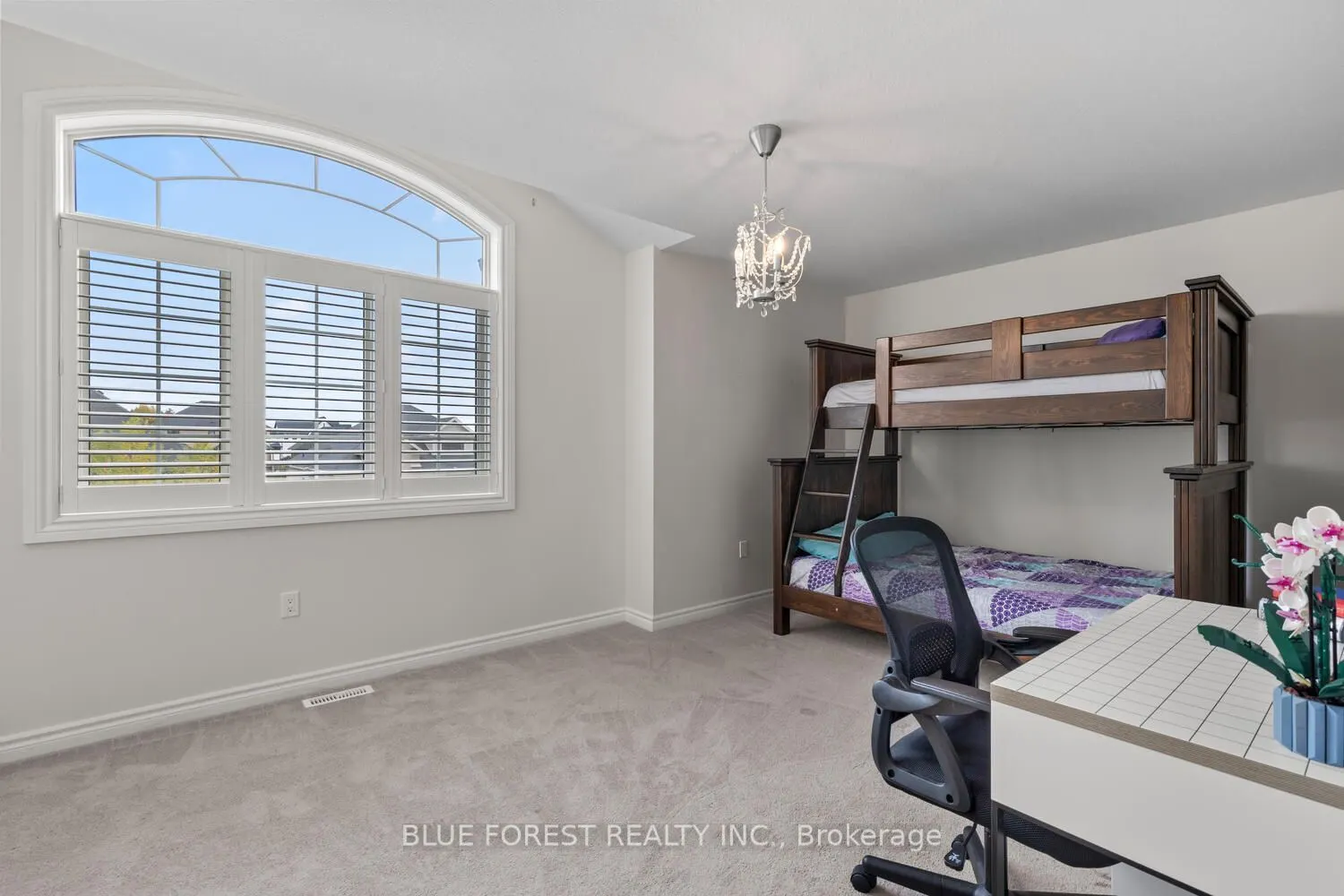 12 Violet Court