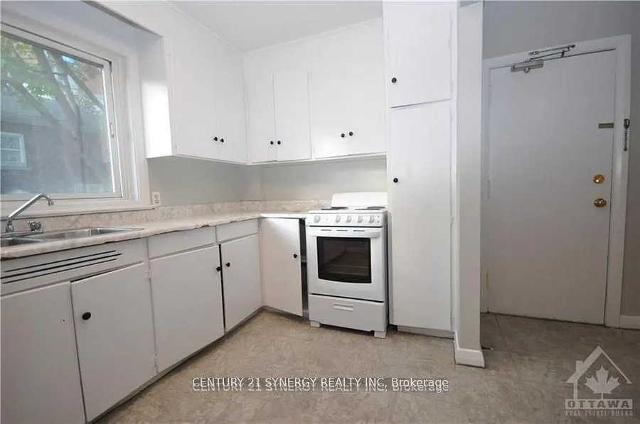 151 Holmwood Avenue, #3