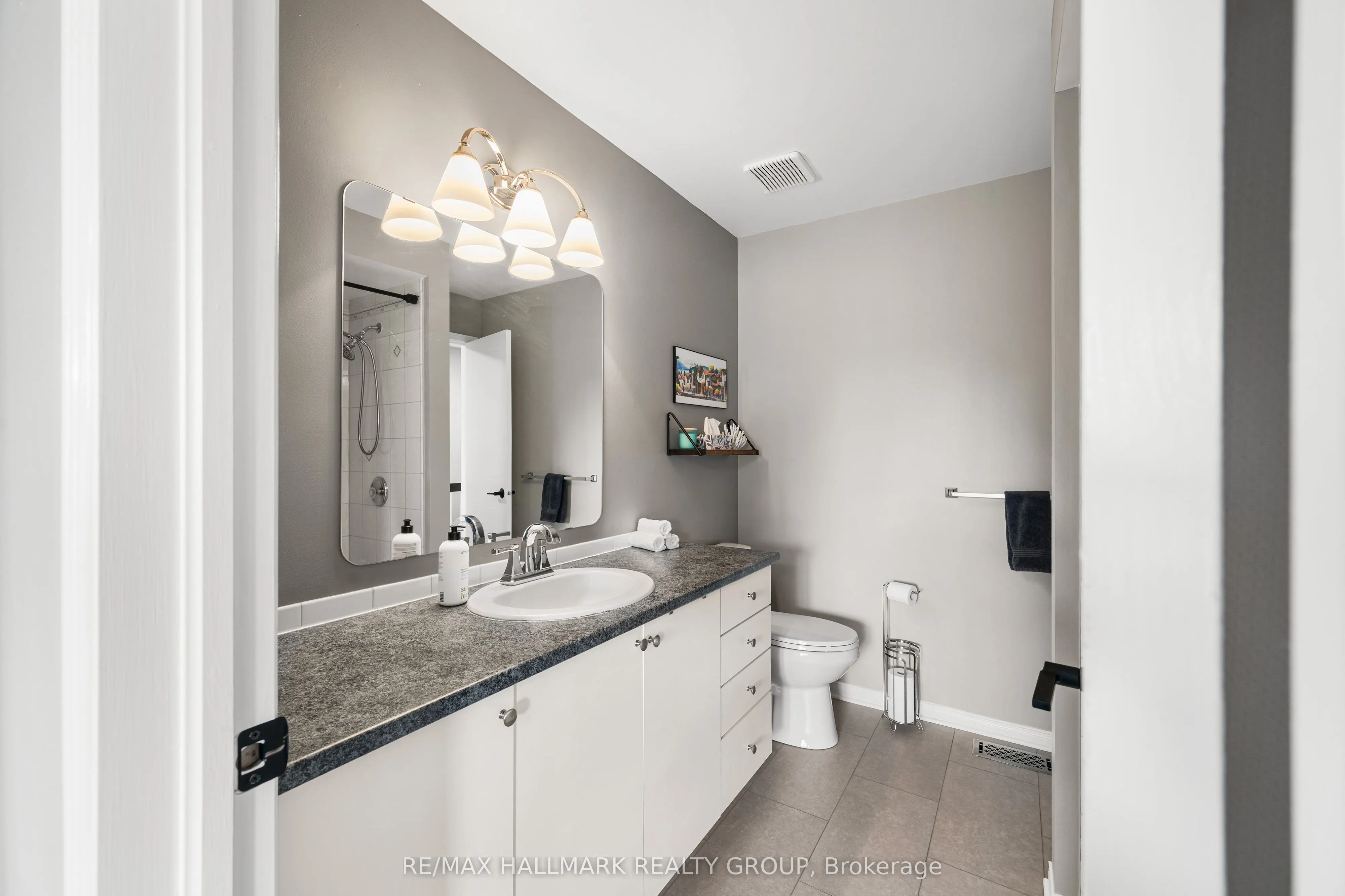 1133 Gablefield Private, #10