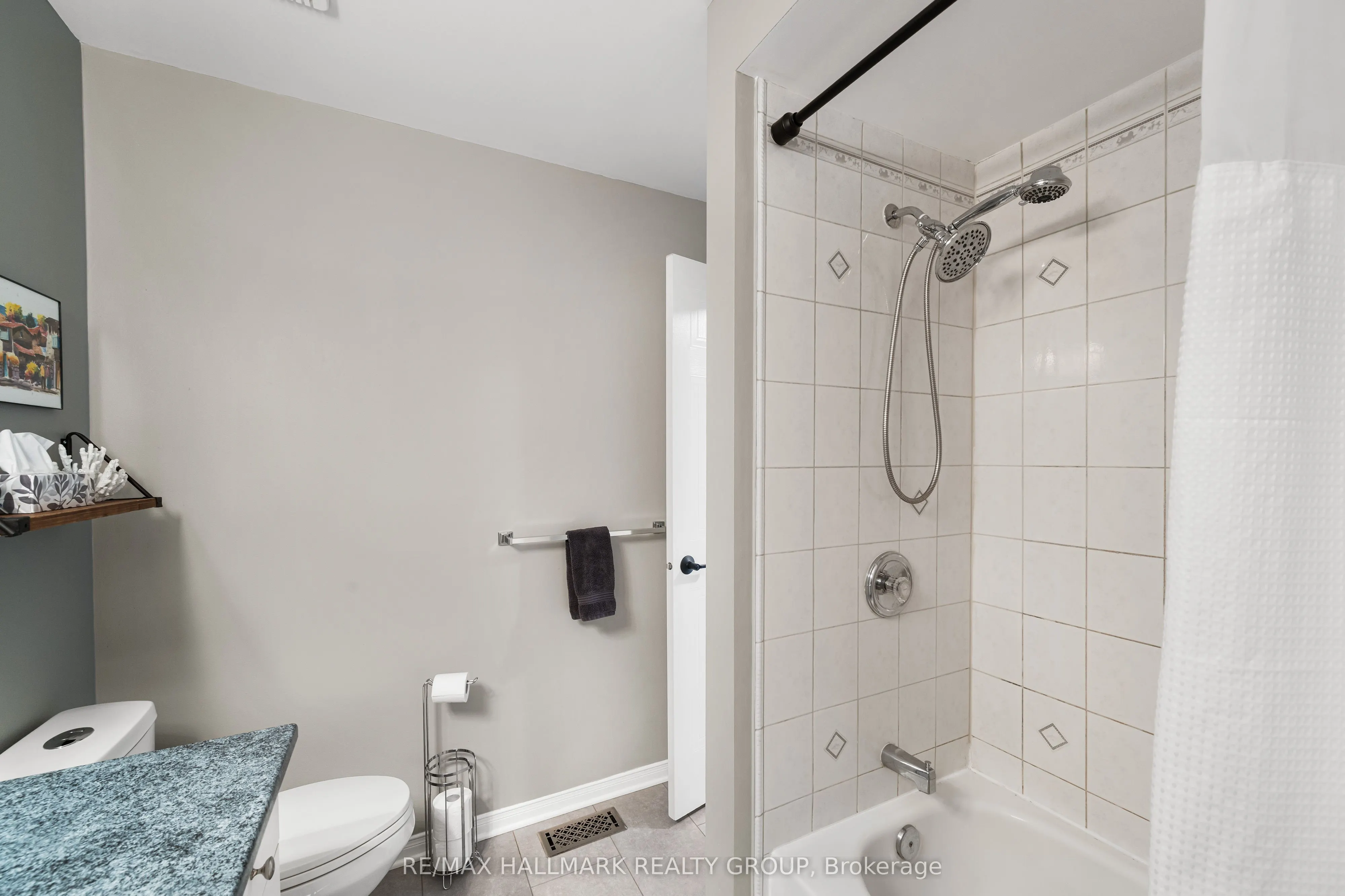 1133 Gablefield Private, #10