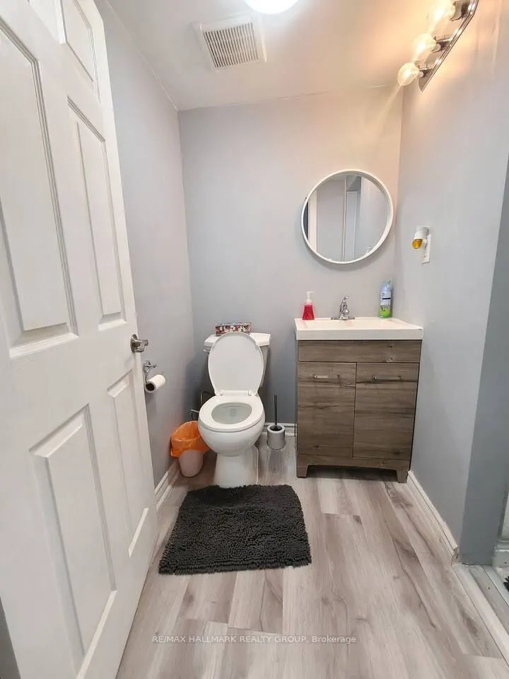 474 SOMERSET Street W