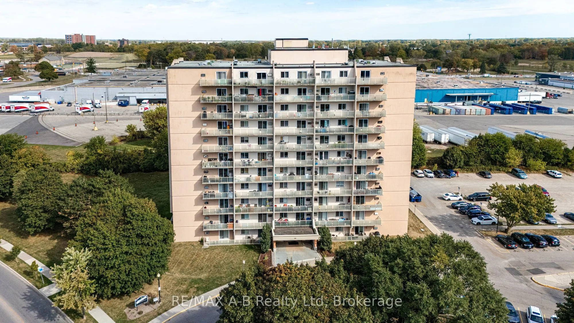 583 Mornington Avenue, #101