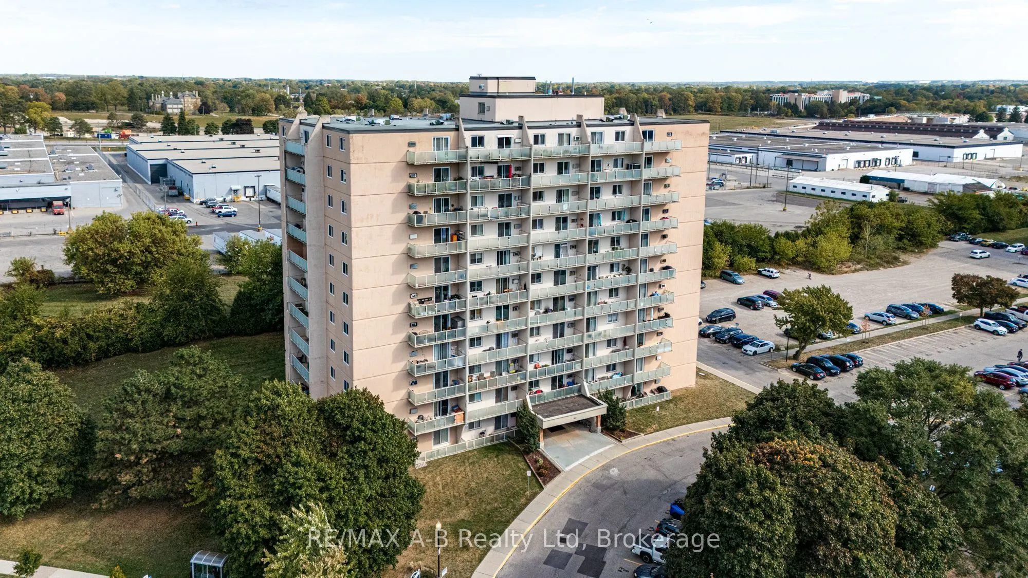583 Mornington Avenue, #101