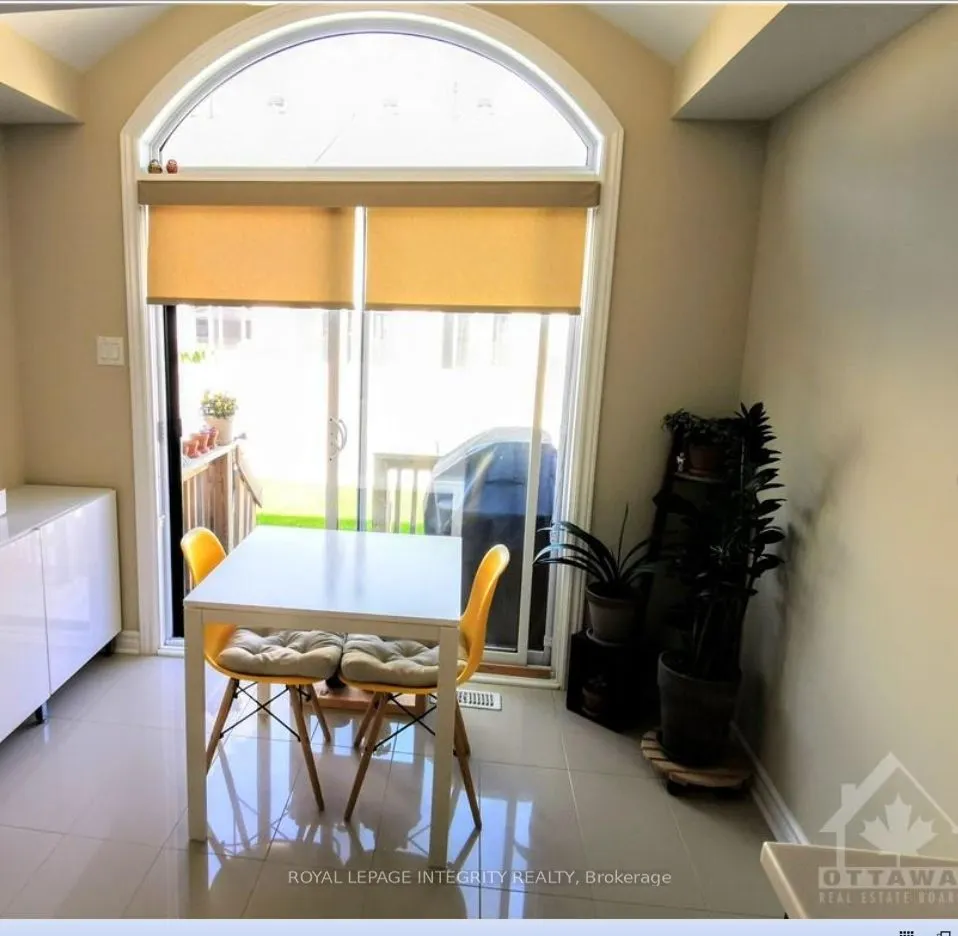 348 TOURMALINE Crescent