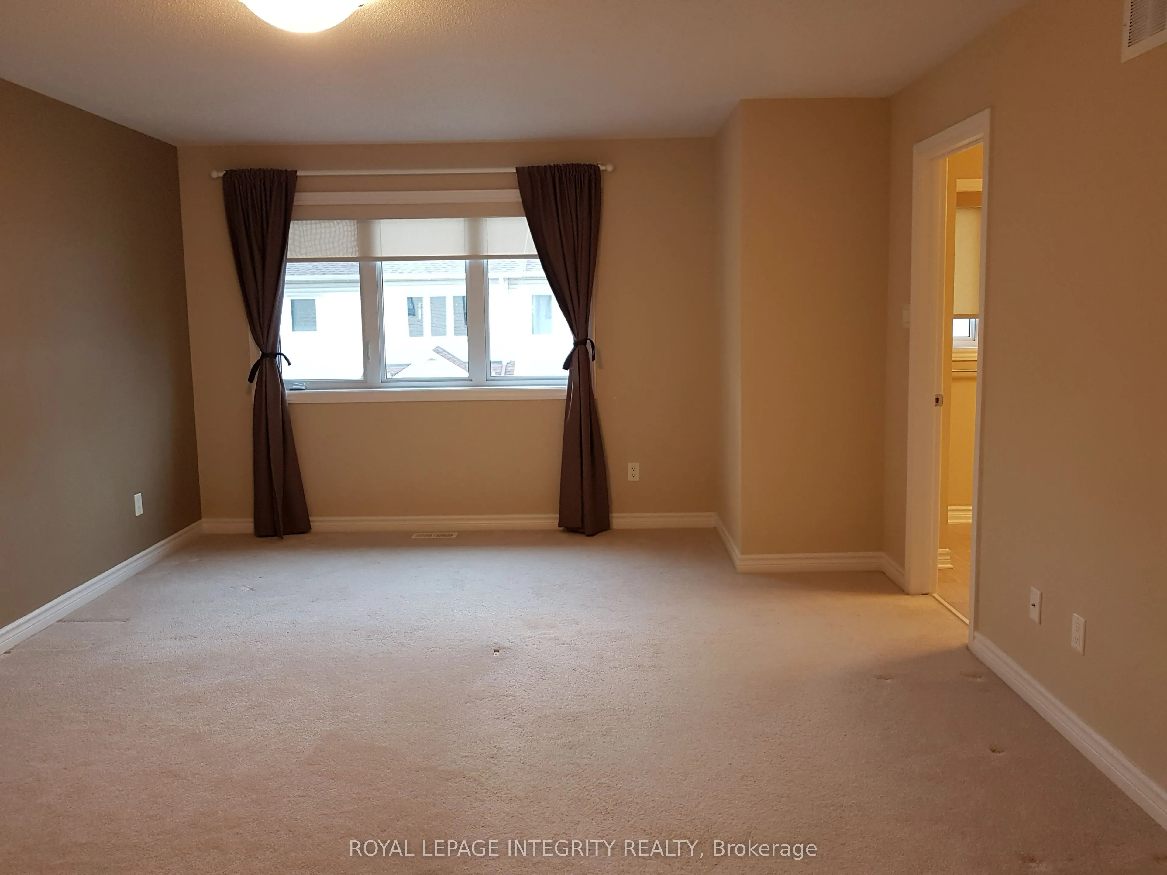 348 TOURMALINE Crescent