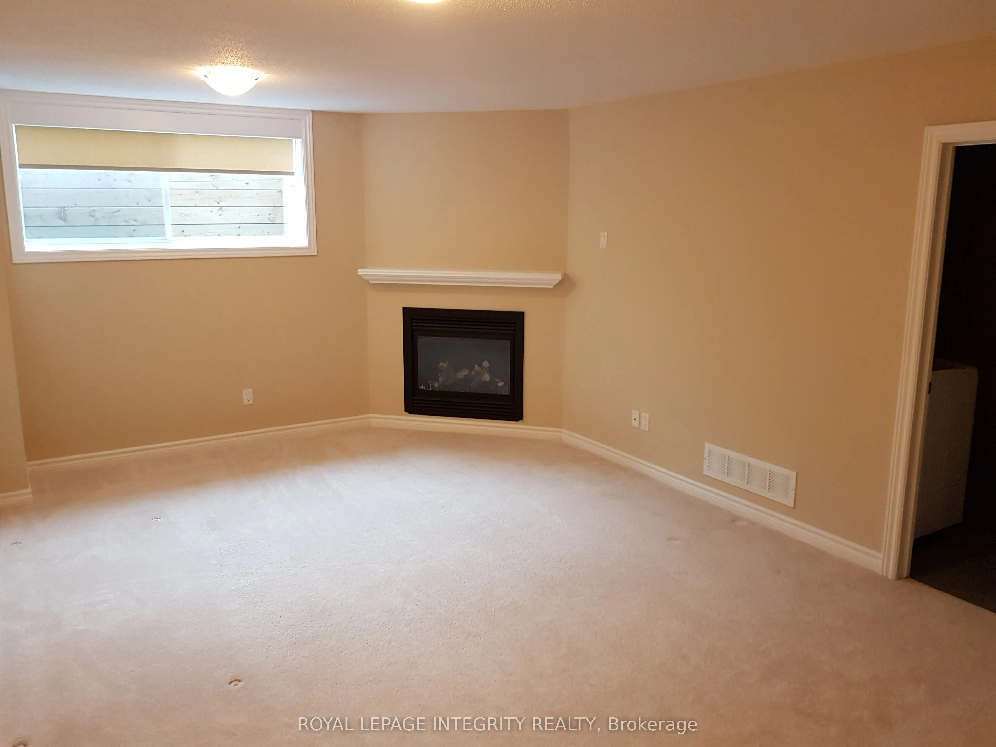 348 TOURMALINE Crescent