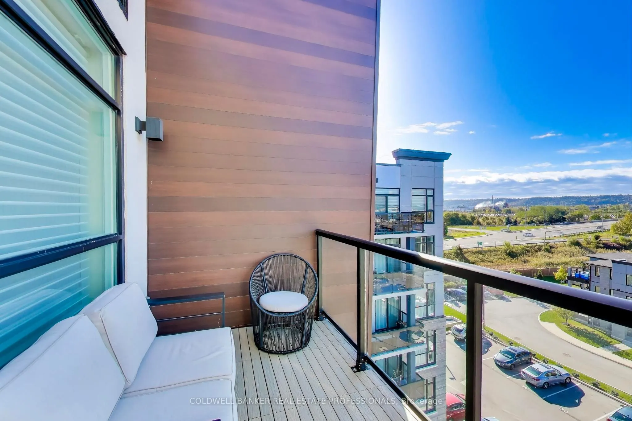600 North Service Road, #602