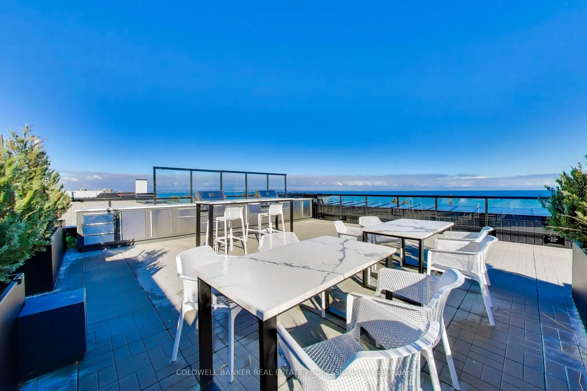 600 North Service Road, #602