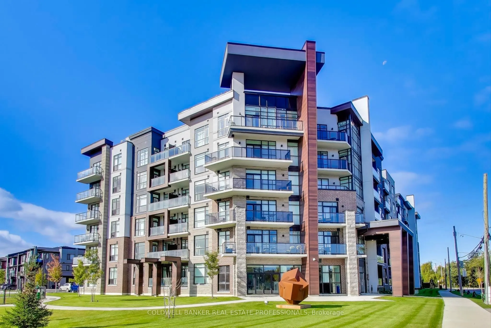600 North Service Road, #602