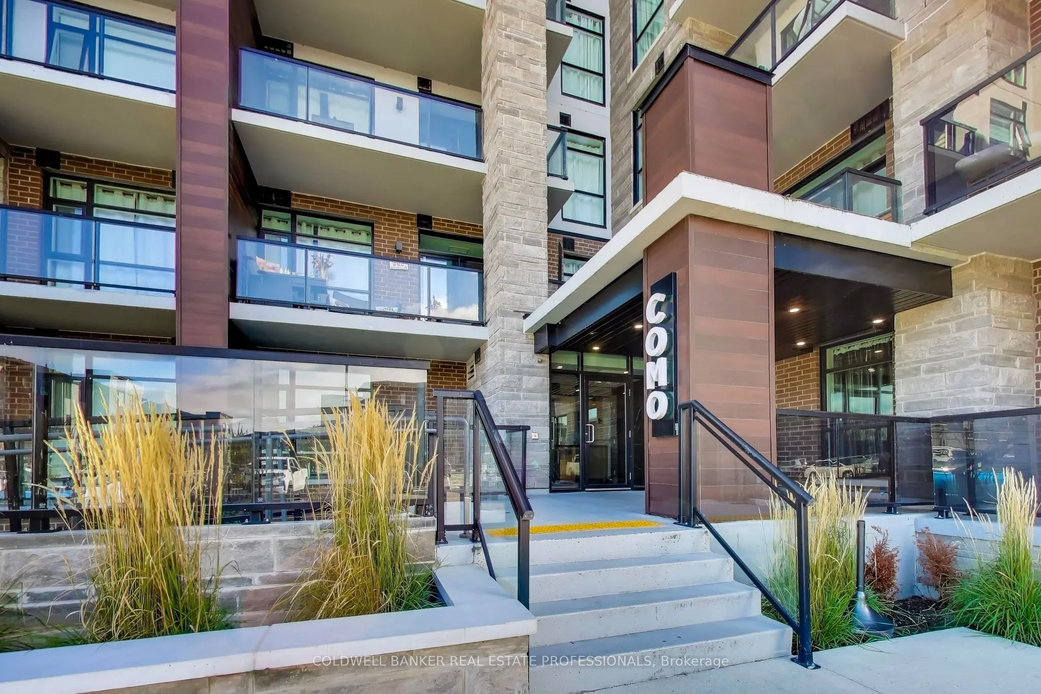 600 North Service Road, #602