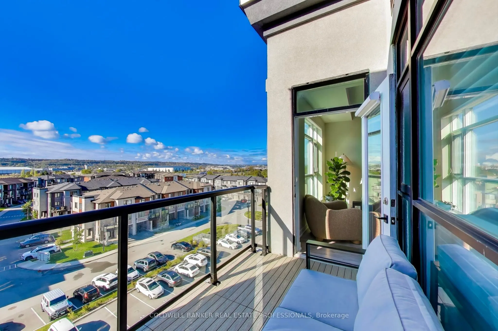 600 North Service Road, #602