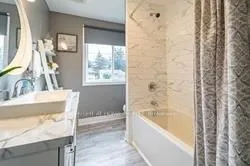 82 Lynbrook Drive
