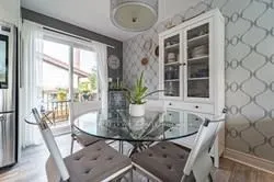 82 Lynbrook Drive
