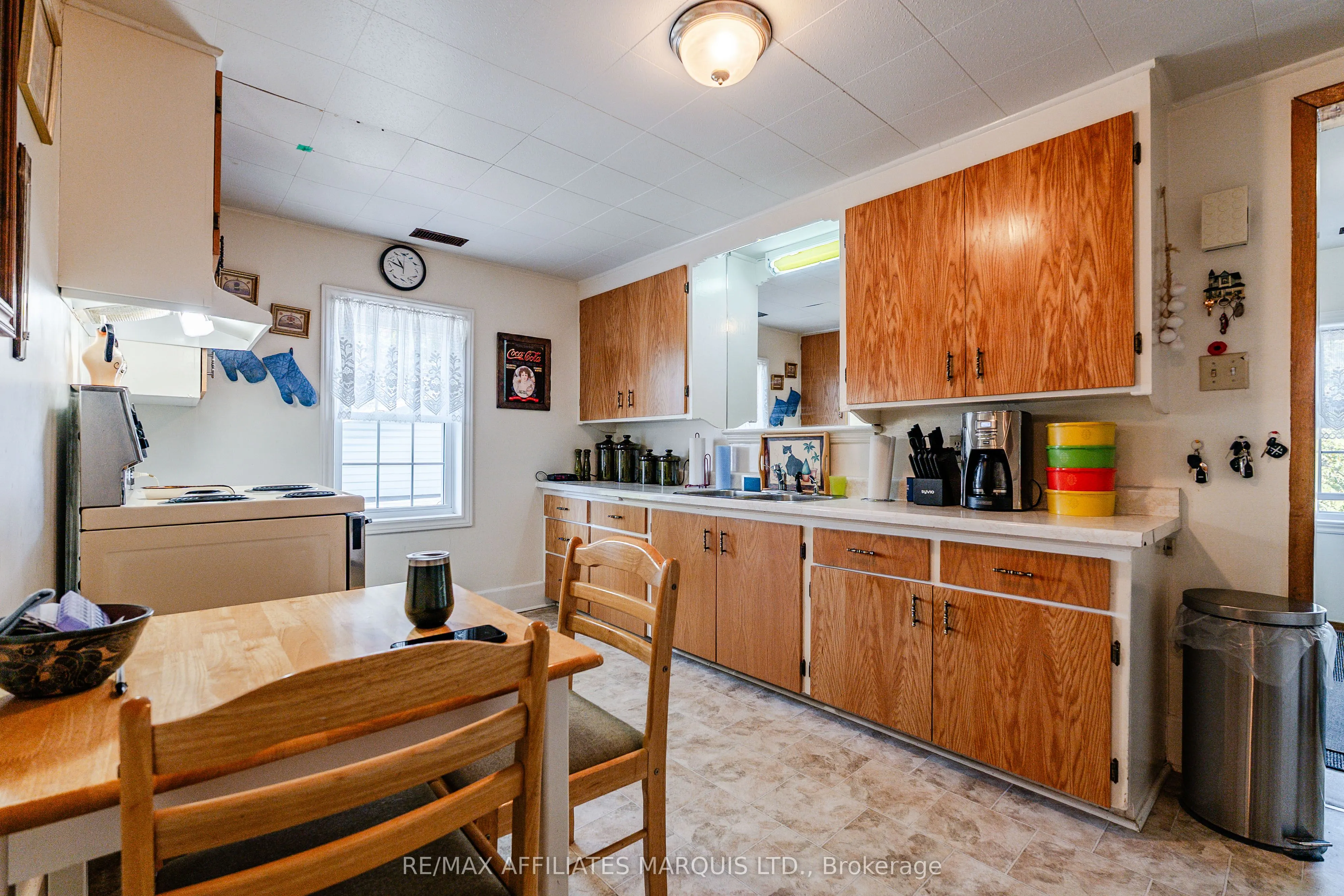 311 Sixth Street E