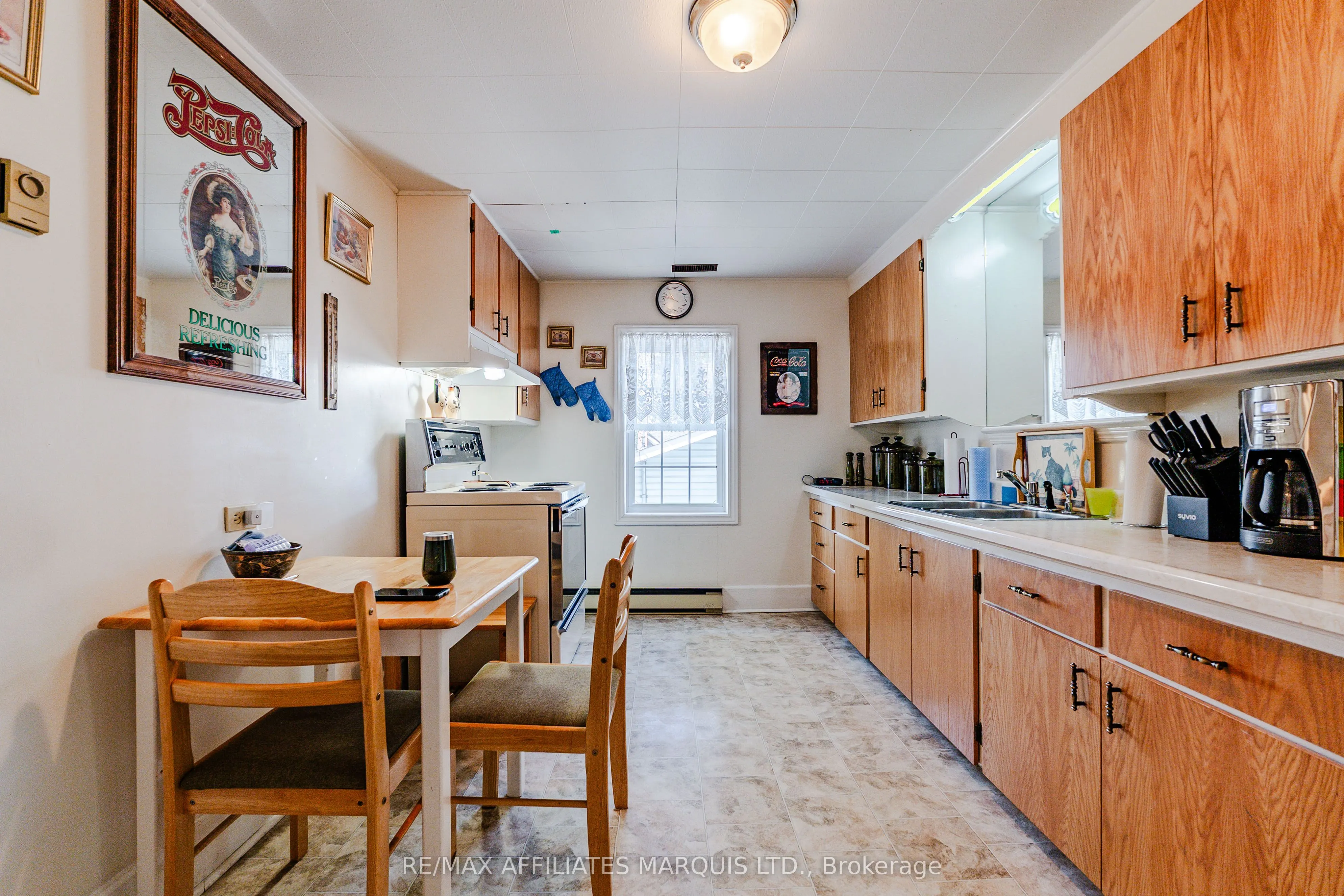311 Sixth Street E