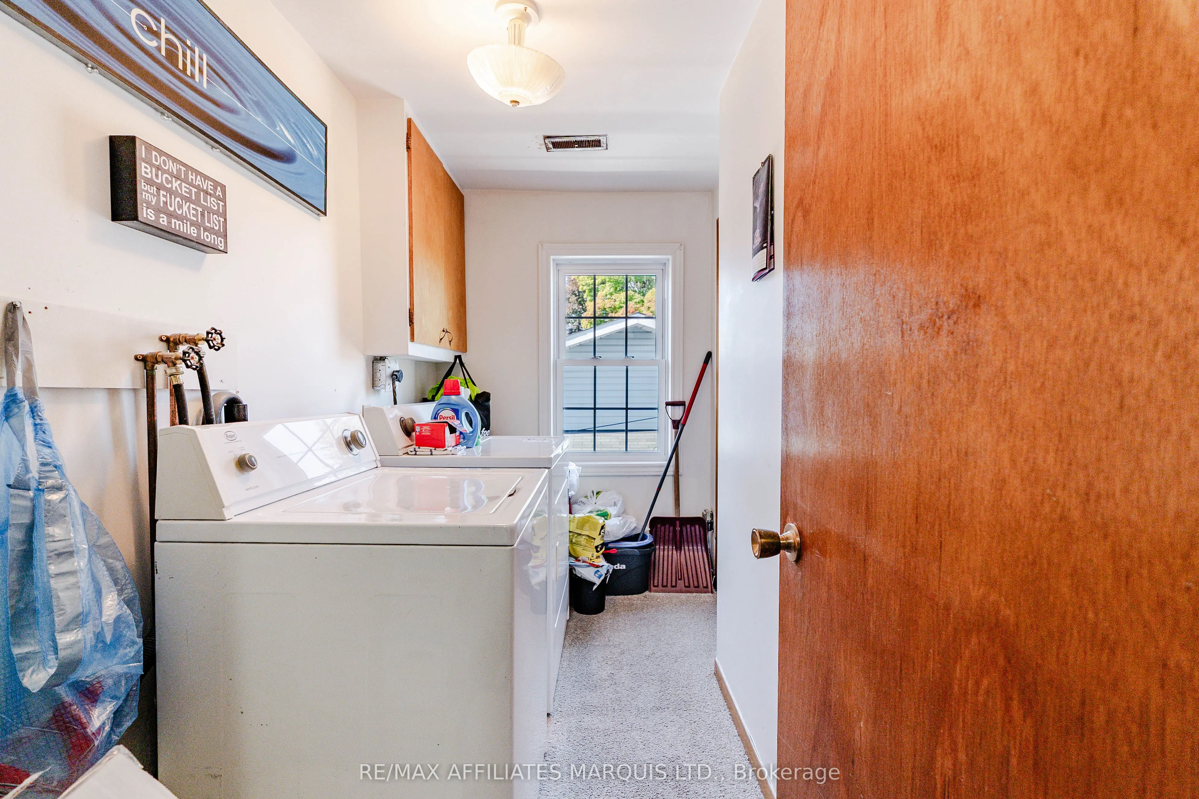 311 Sixth Street E