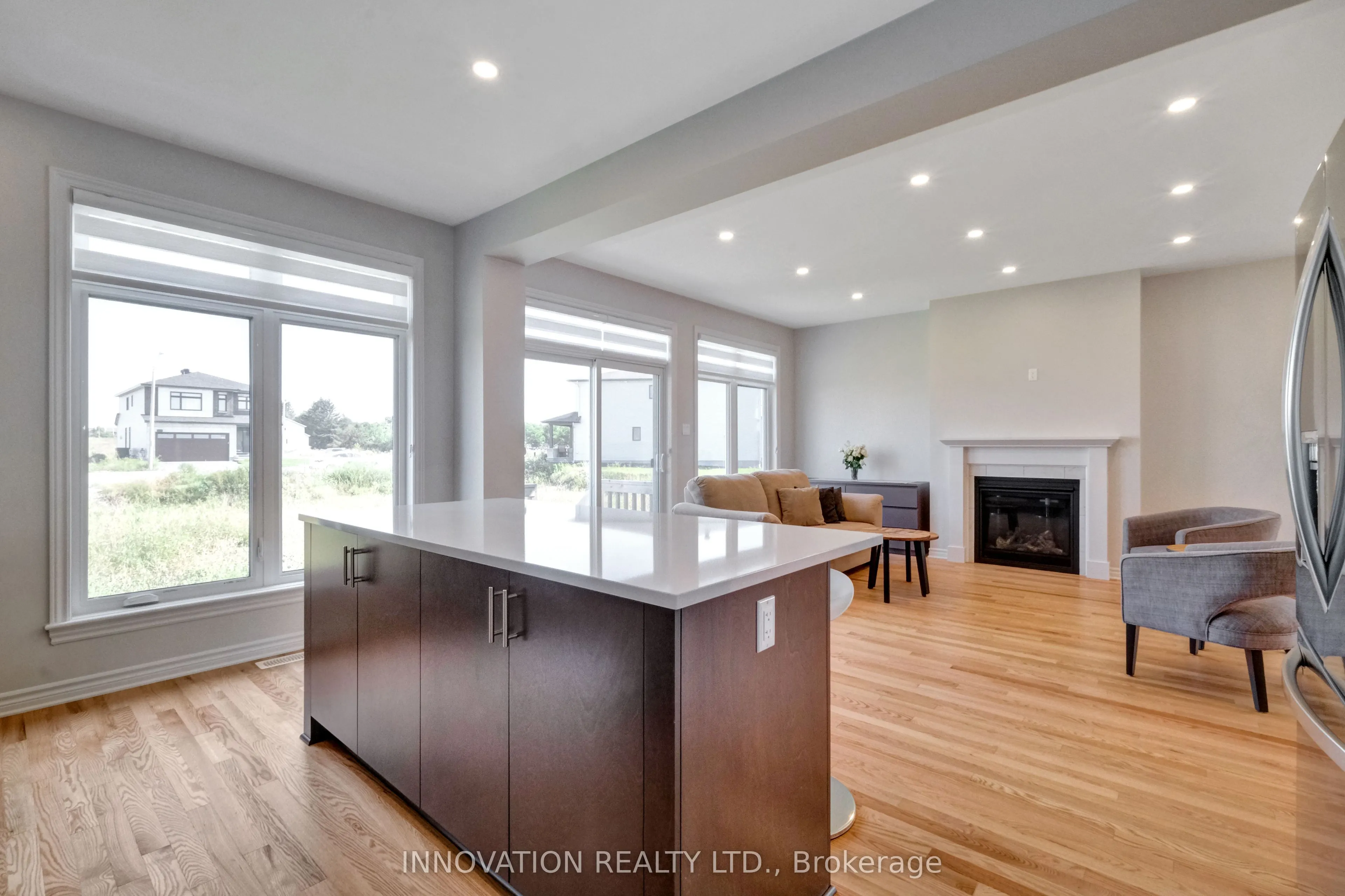 868 Snowdrop Crescent