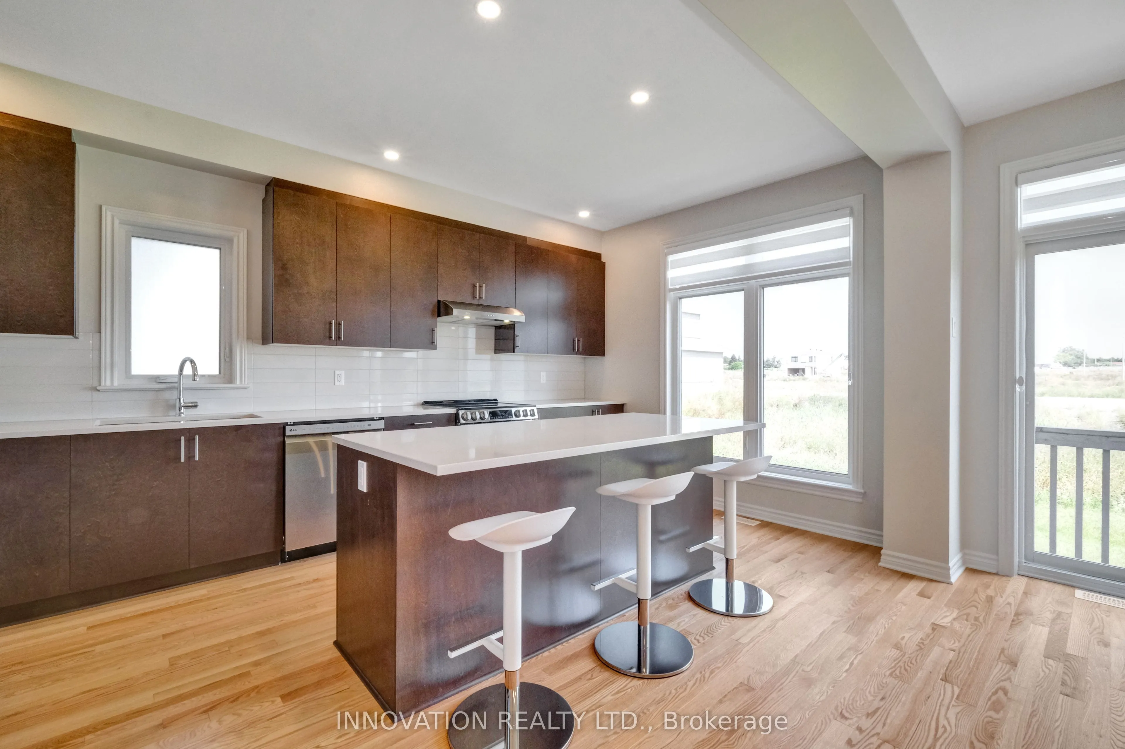 868 Snowdrop Crescent