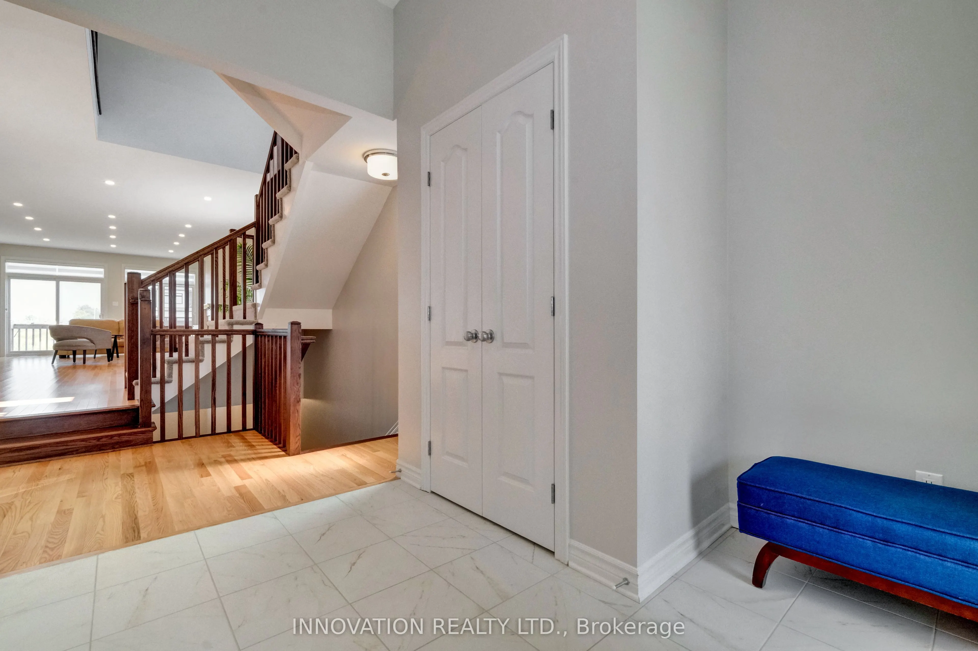 868 Snowdrop Crescent