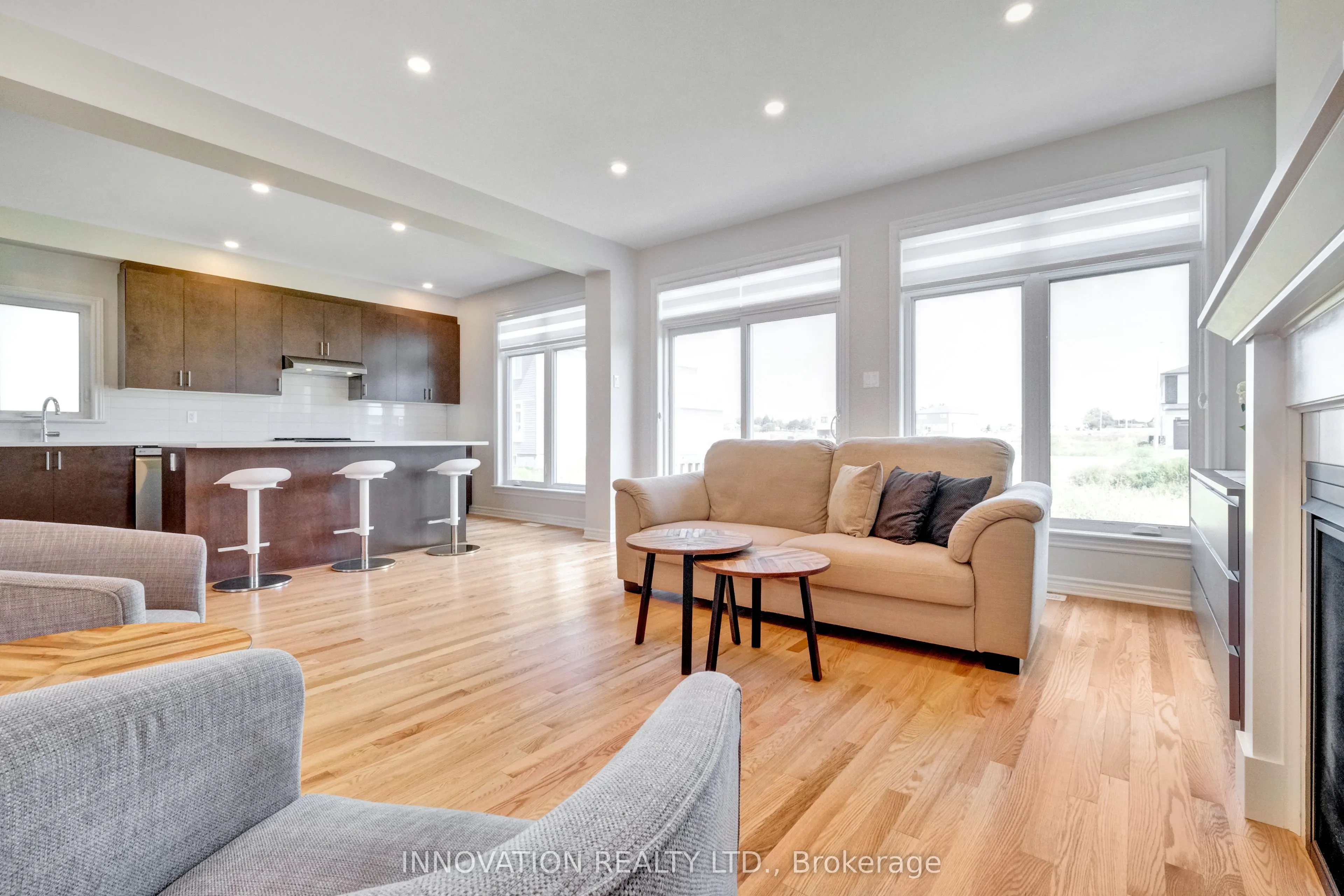 868 Snowdrop Crescent