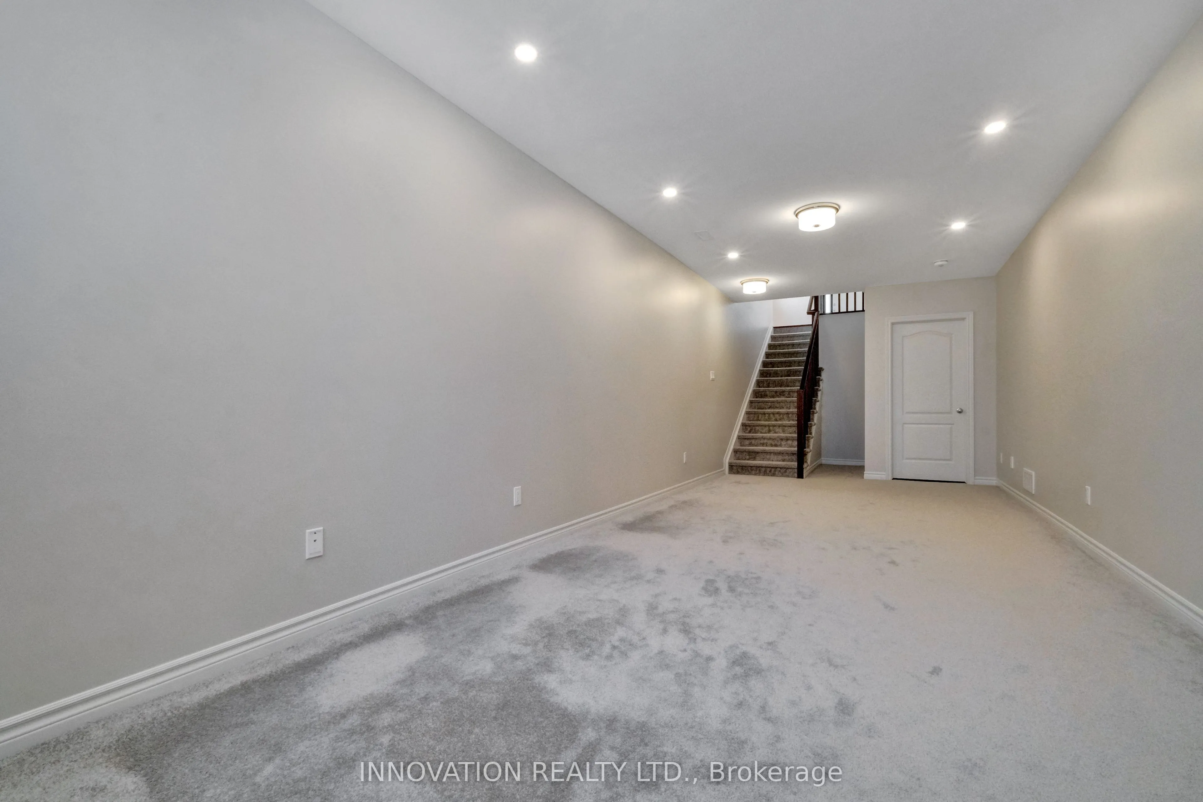 868 Snowdrop Crescent