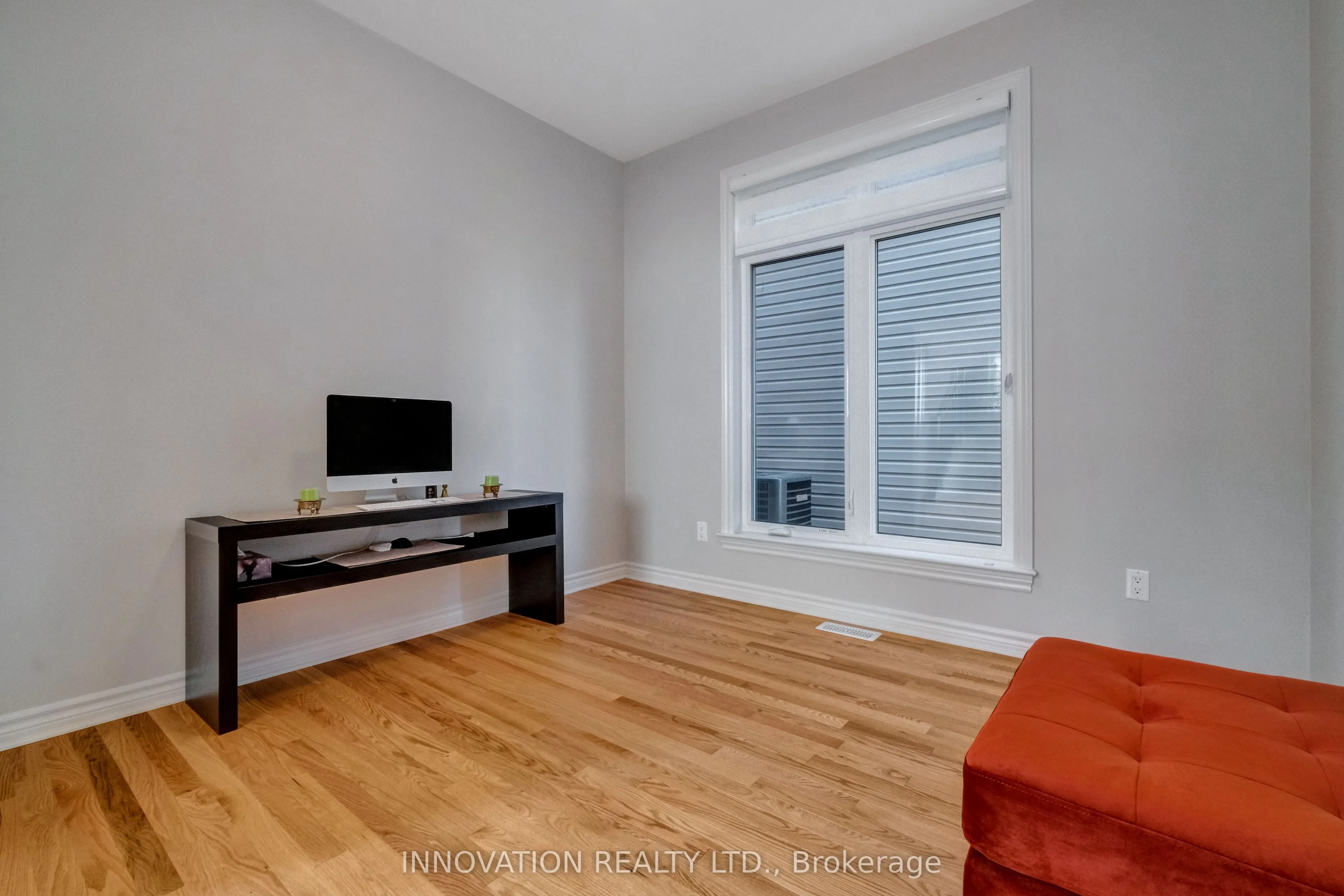 868 Snowdrop Crescent