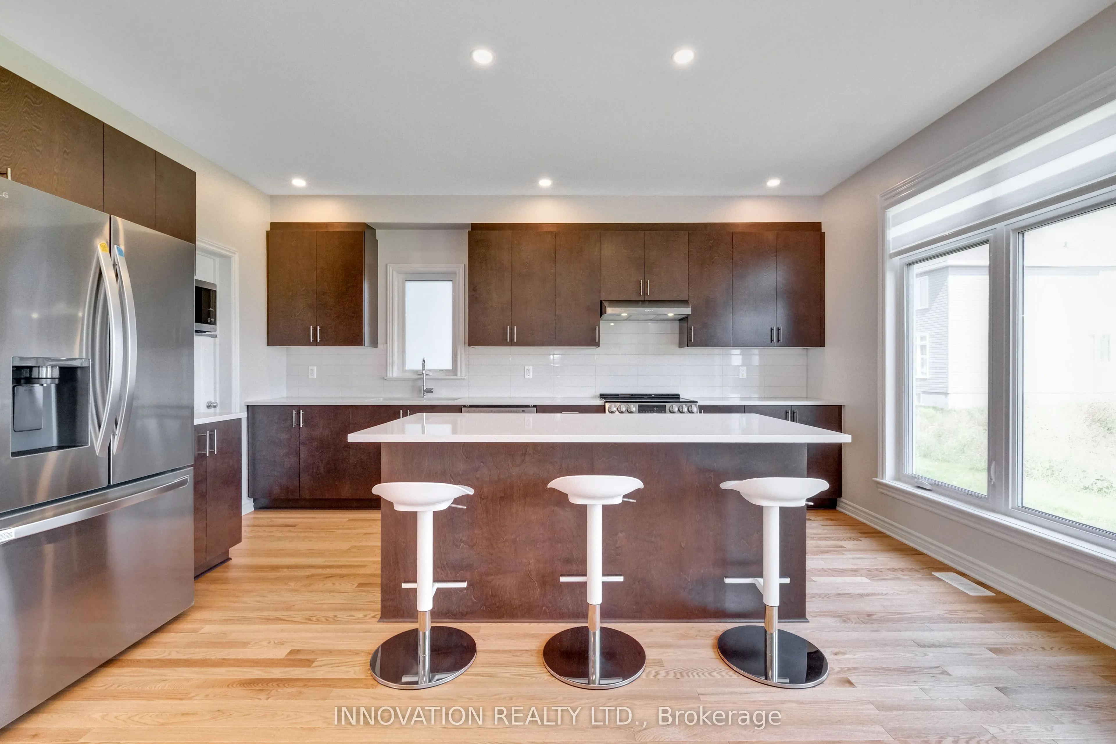 868 Snowdrop Crescent