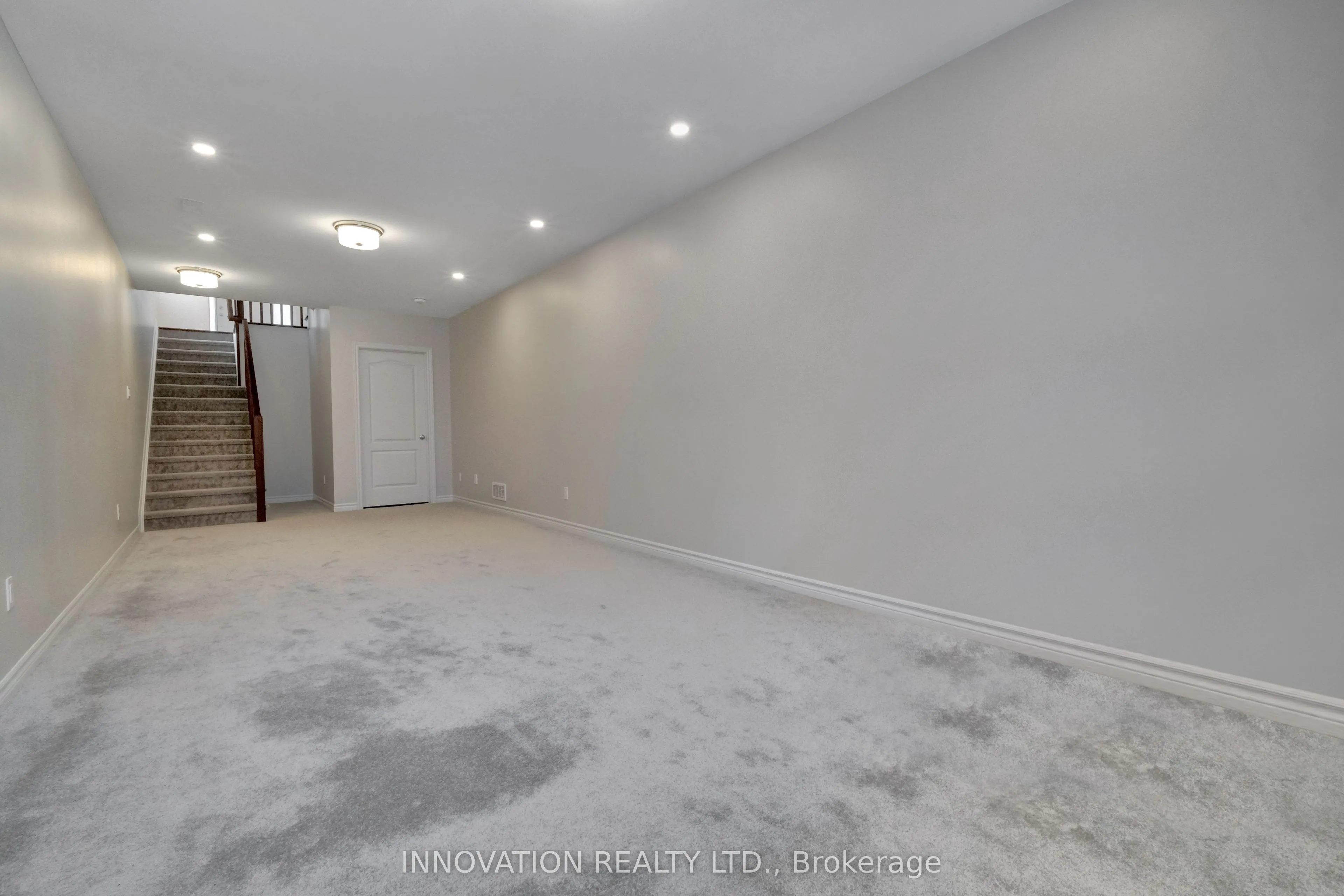 868 Snowdrop Crescent